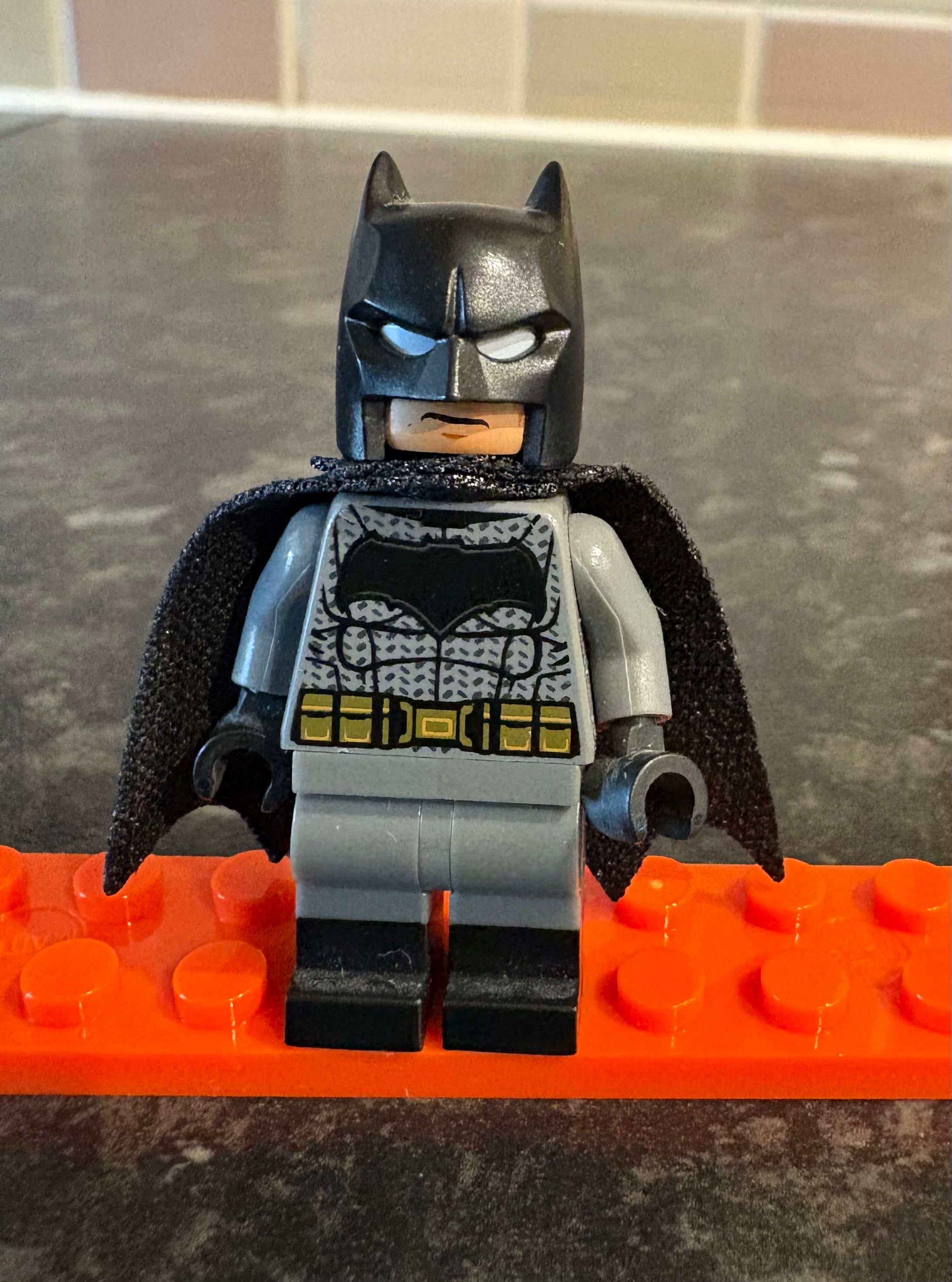 Batman Mini Figure – Grey & Black Batsuit