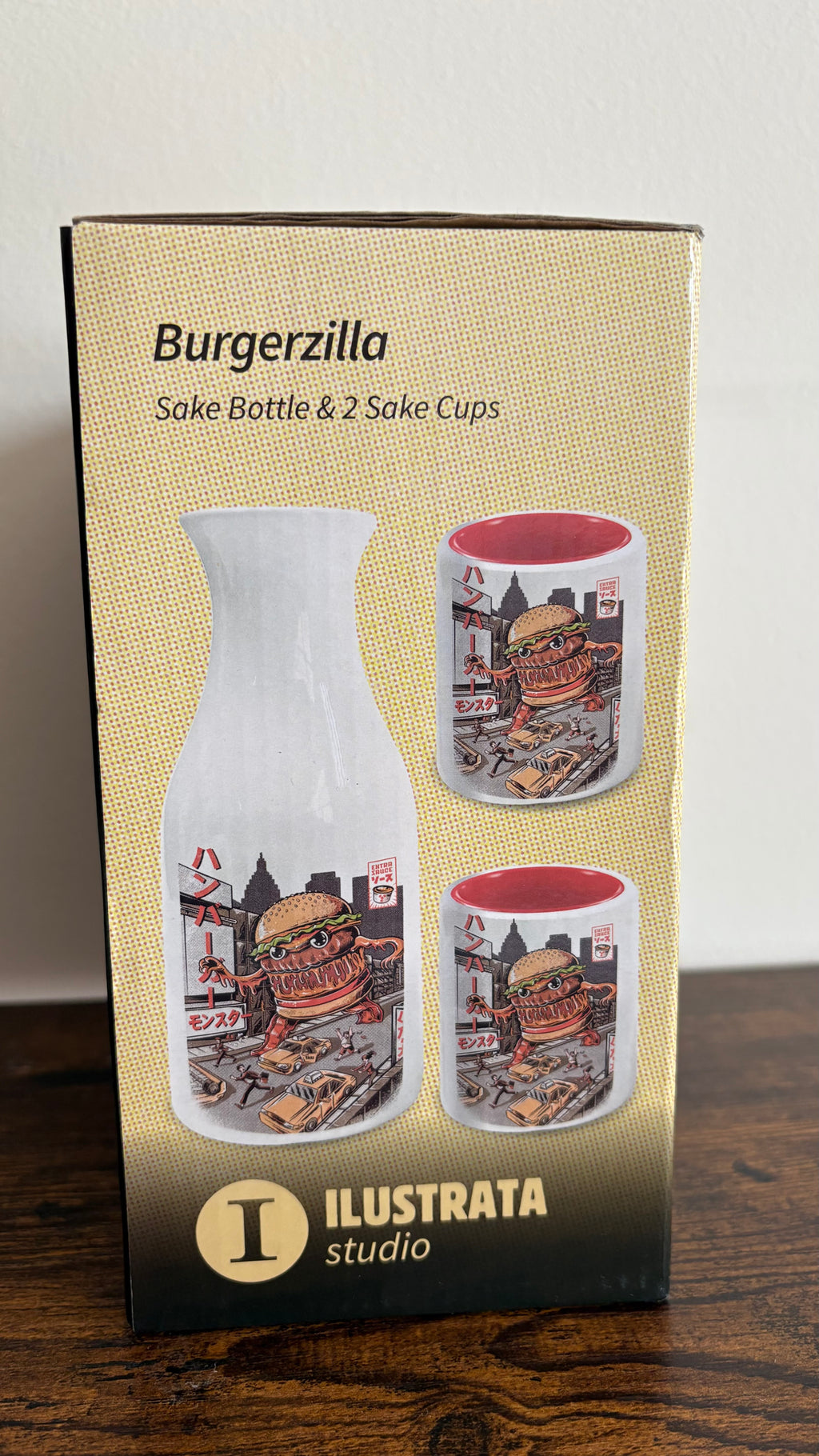 Burgerzilla Saka Bottle & 2 Cups.