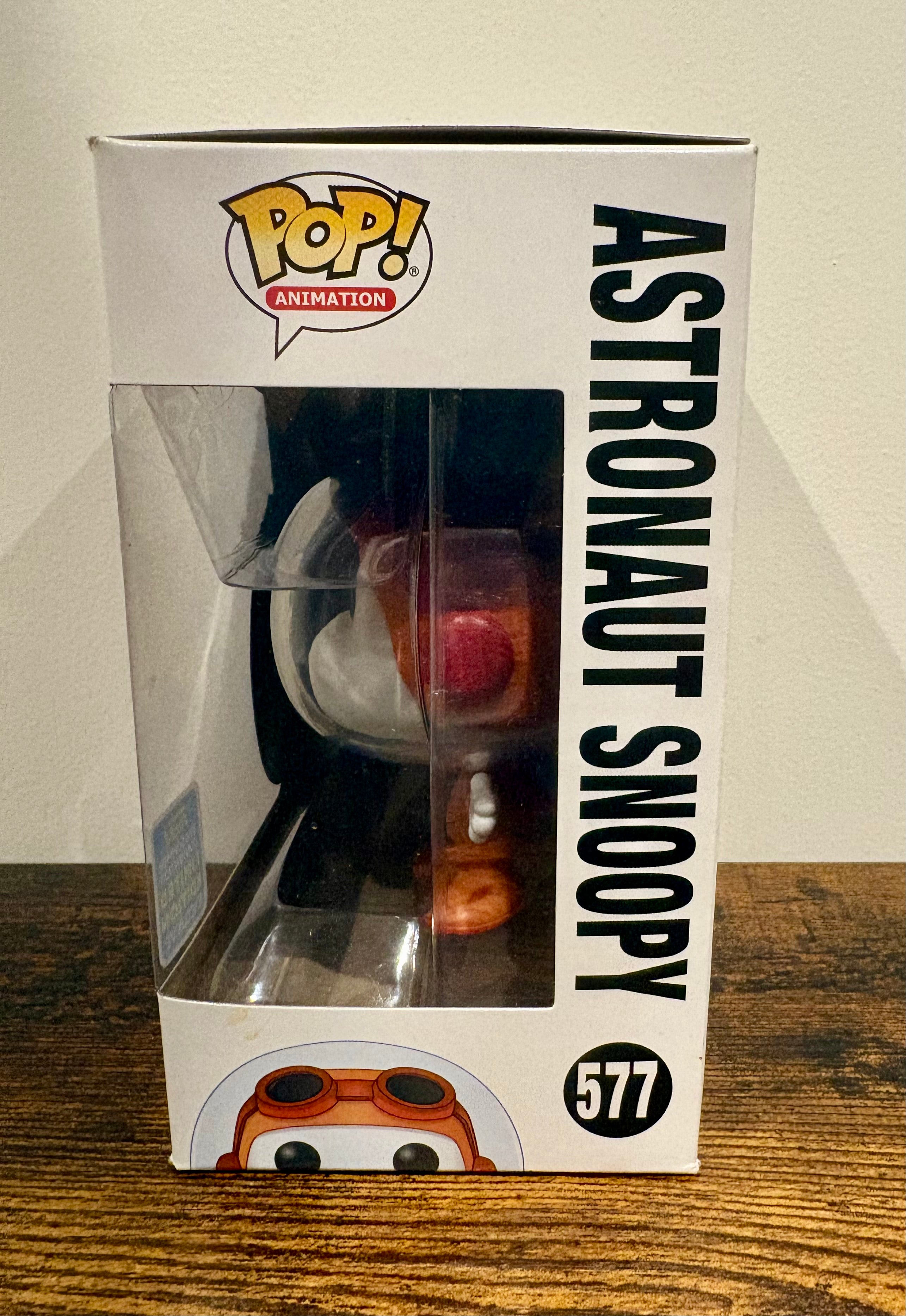 Funko Pop #577 Astronaut Peanuts (snoopy) limited edition exclusive