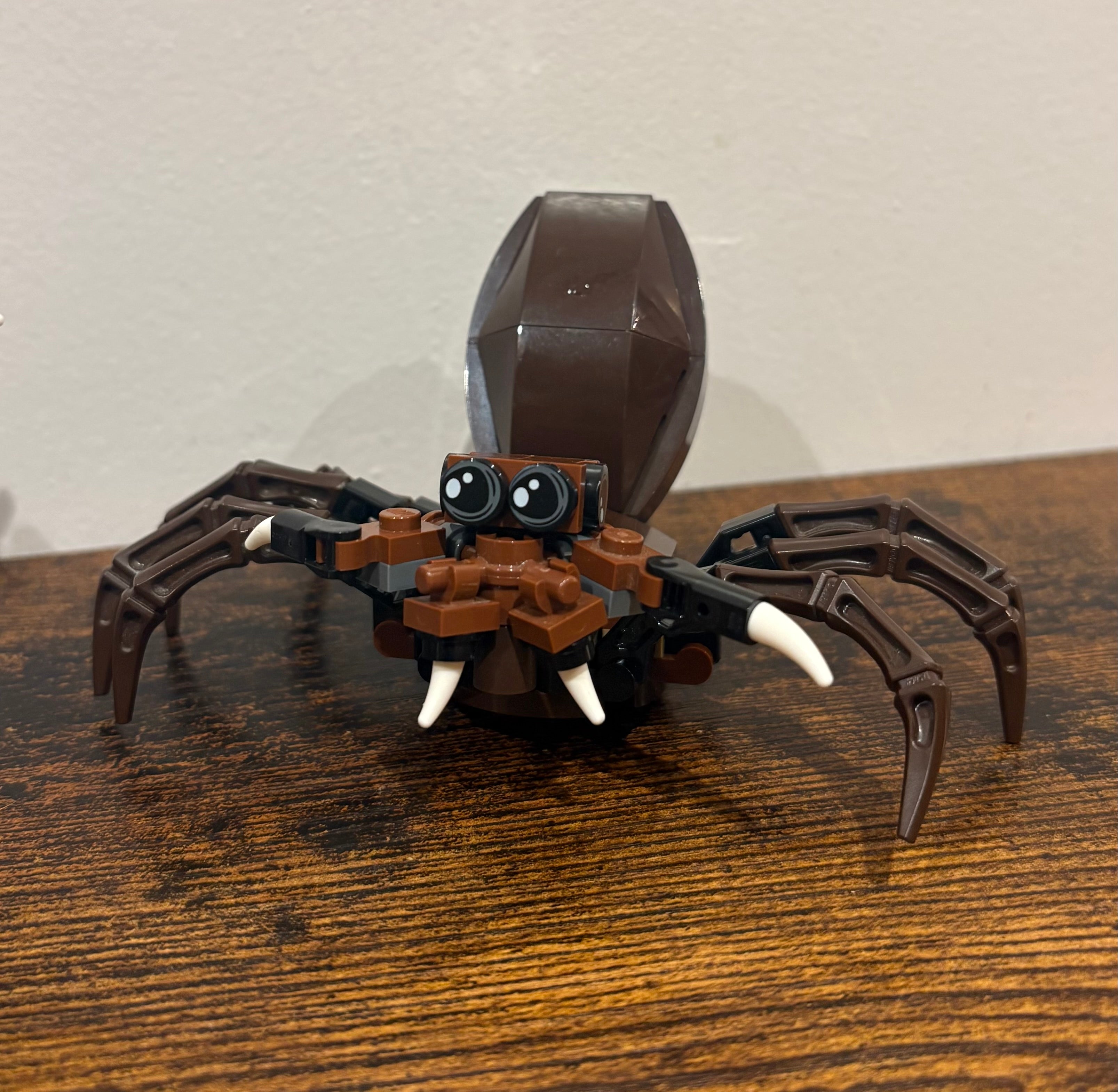 Lego - 75950 Aragogs Lair.