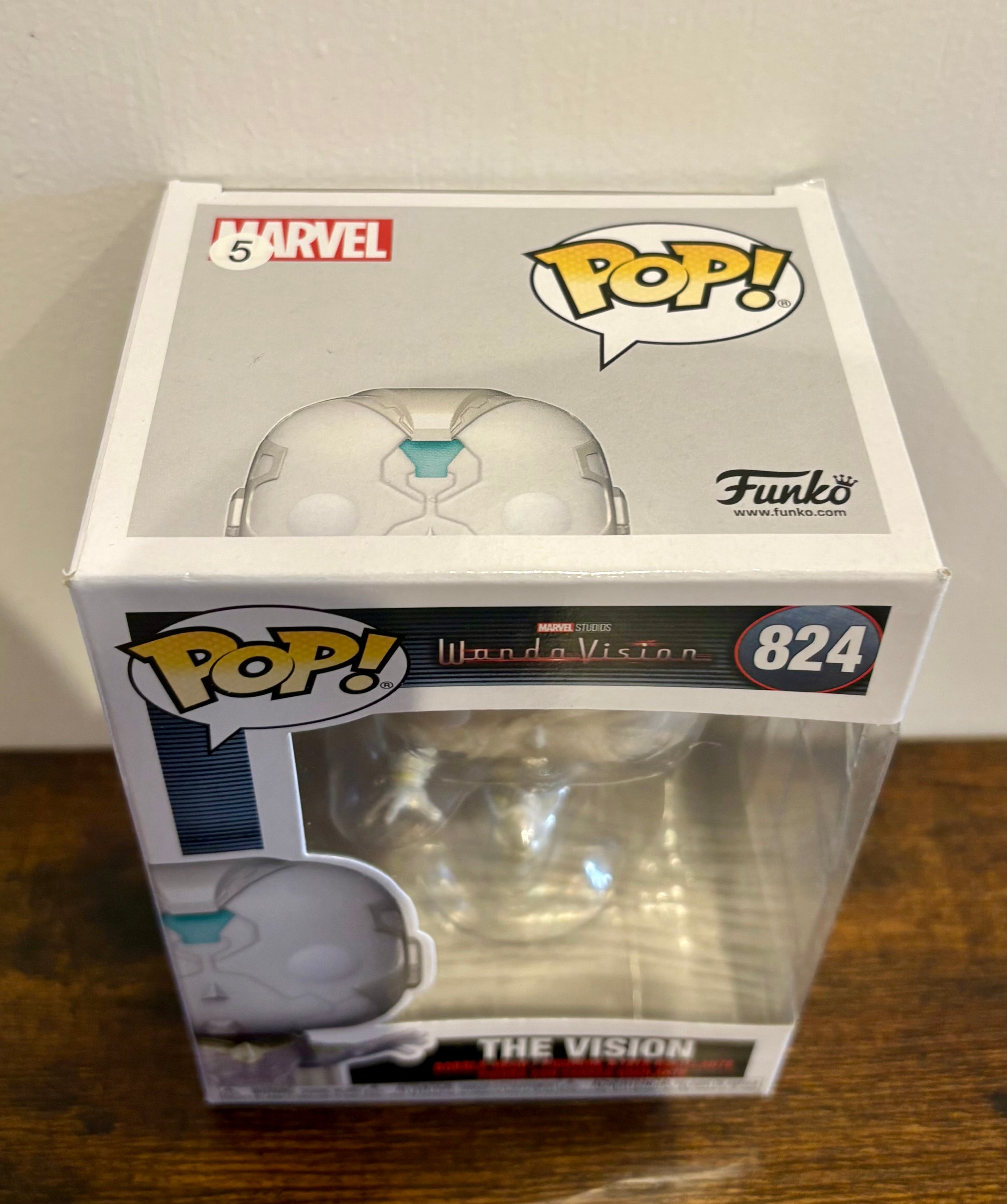 Funko Pop! 824 Marvel Wandavision The Vision Vinyl Figure Bobble Head Boxed.