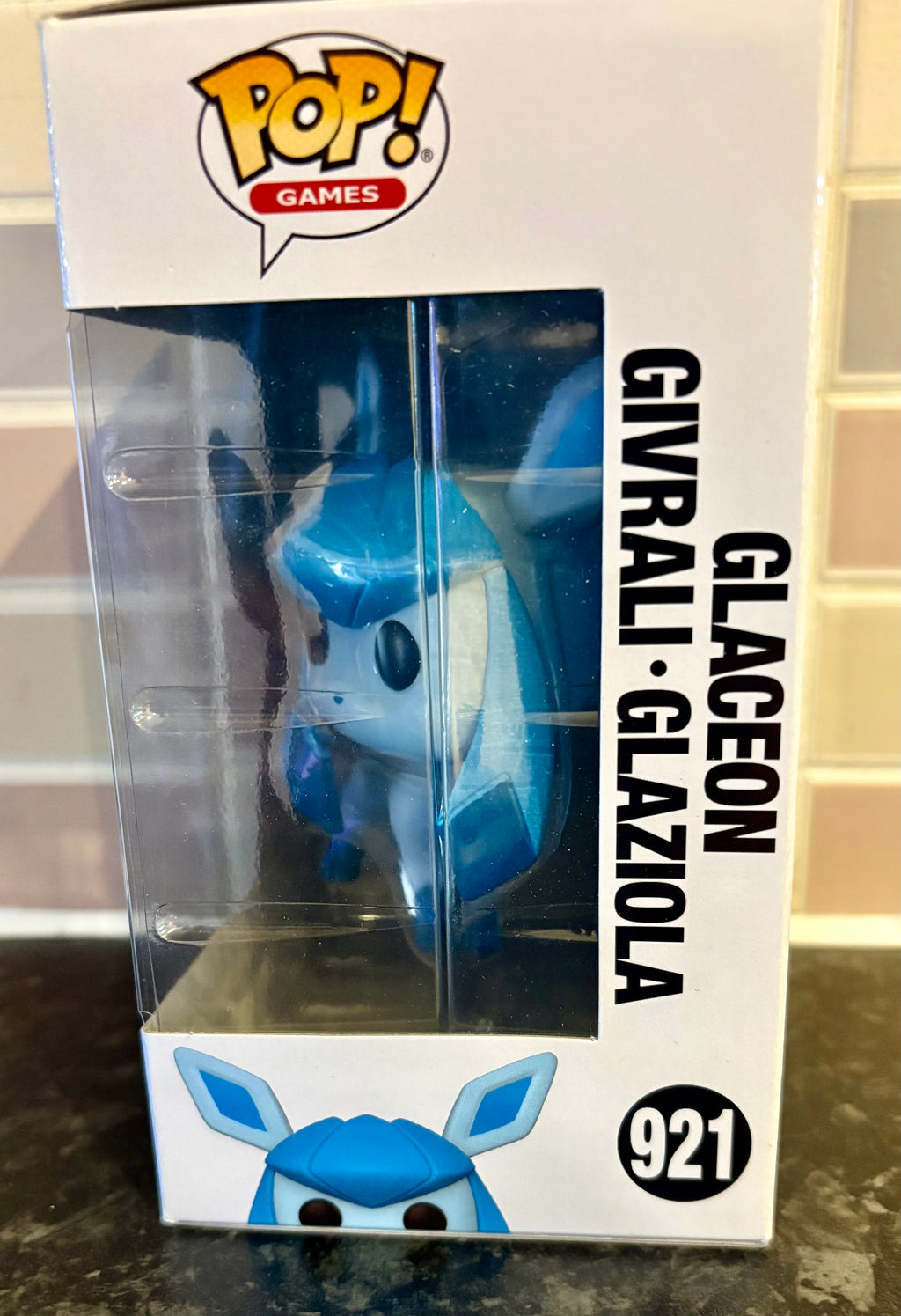 Funko Pop #921 Glaceon – Pokémon