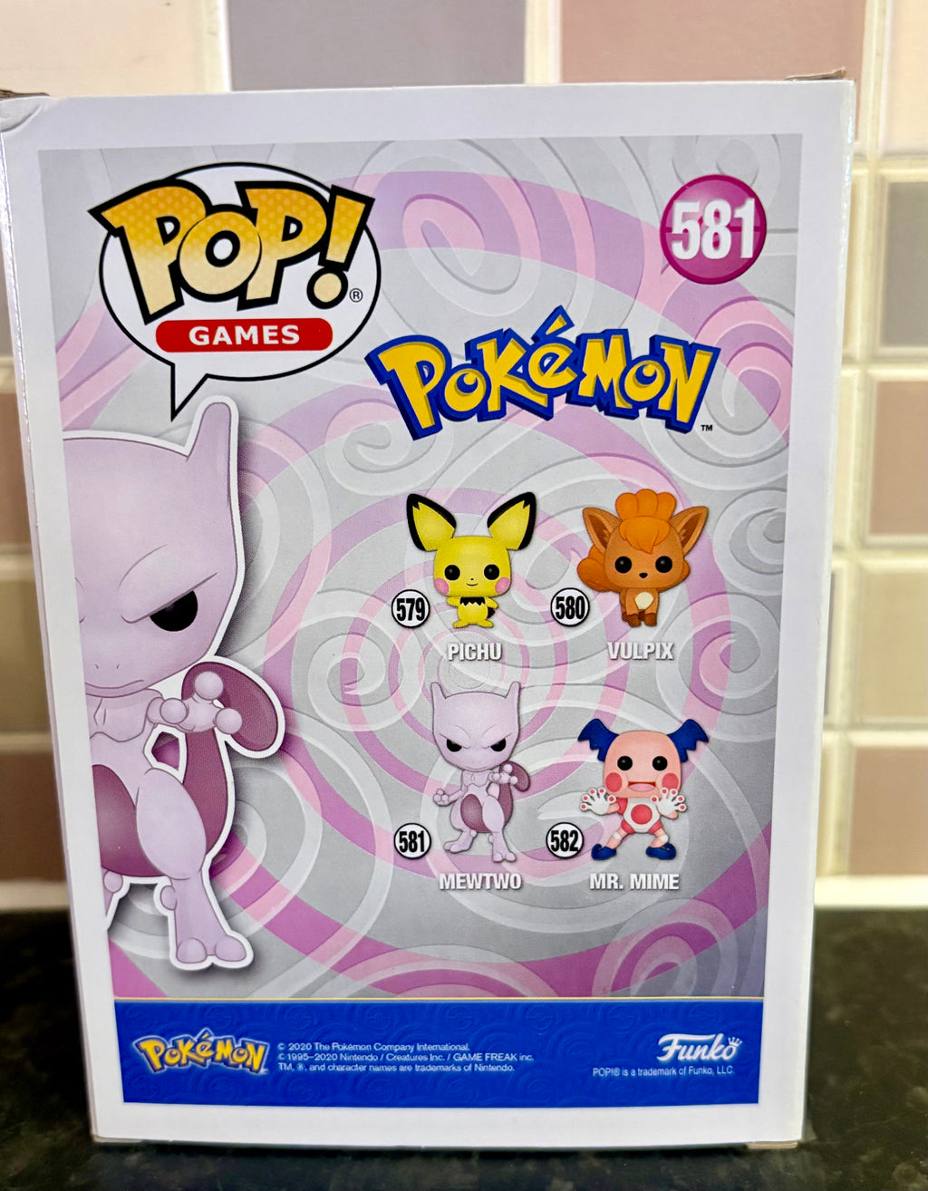 Funko Pop #581 Pokémon Mewtwo