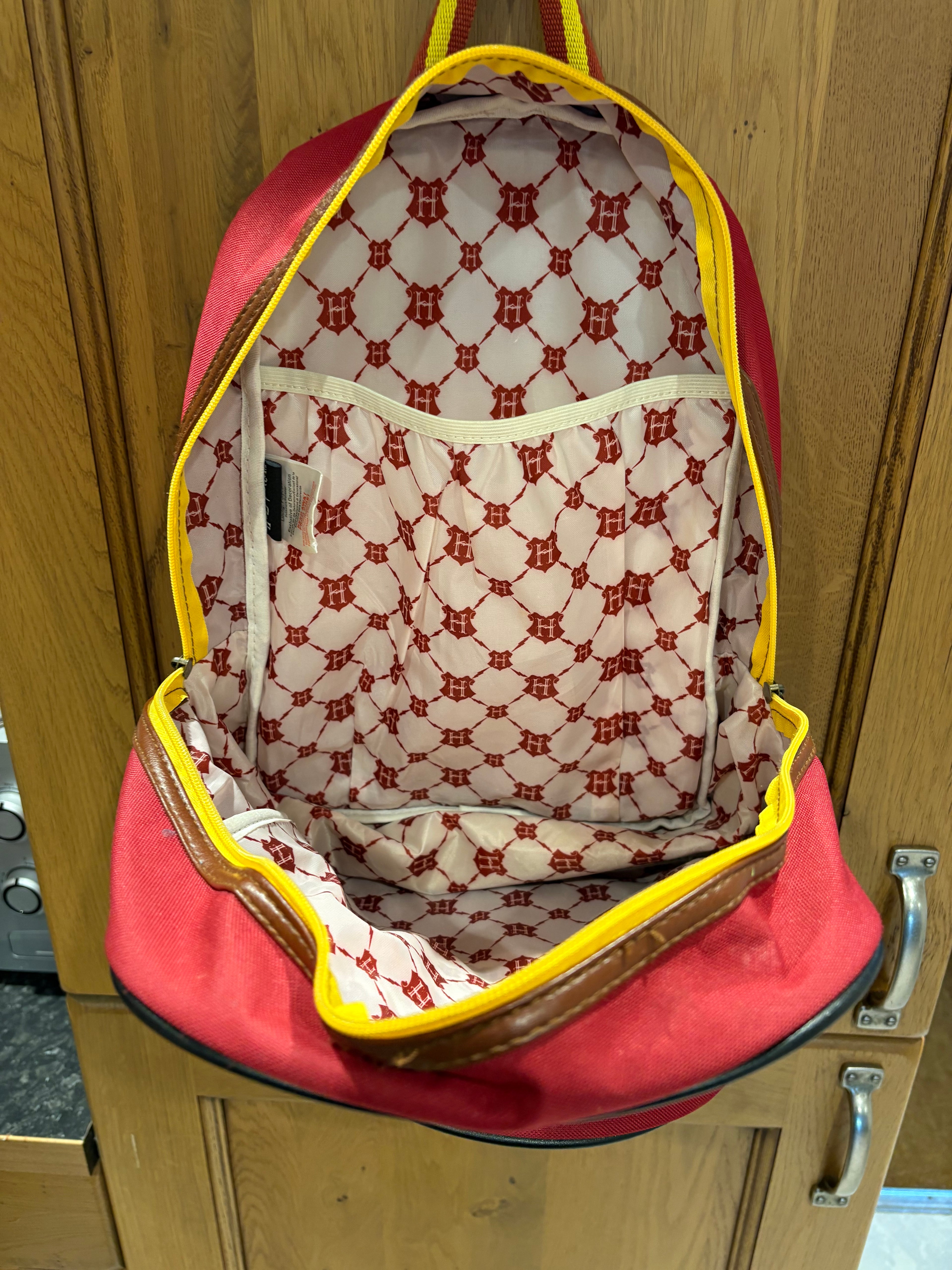 Collectables - Harry Potter Hogwarts Express 9¾ Red Large Rucksack Backpack