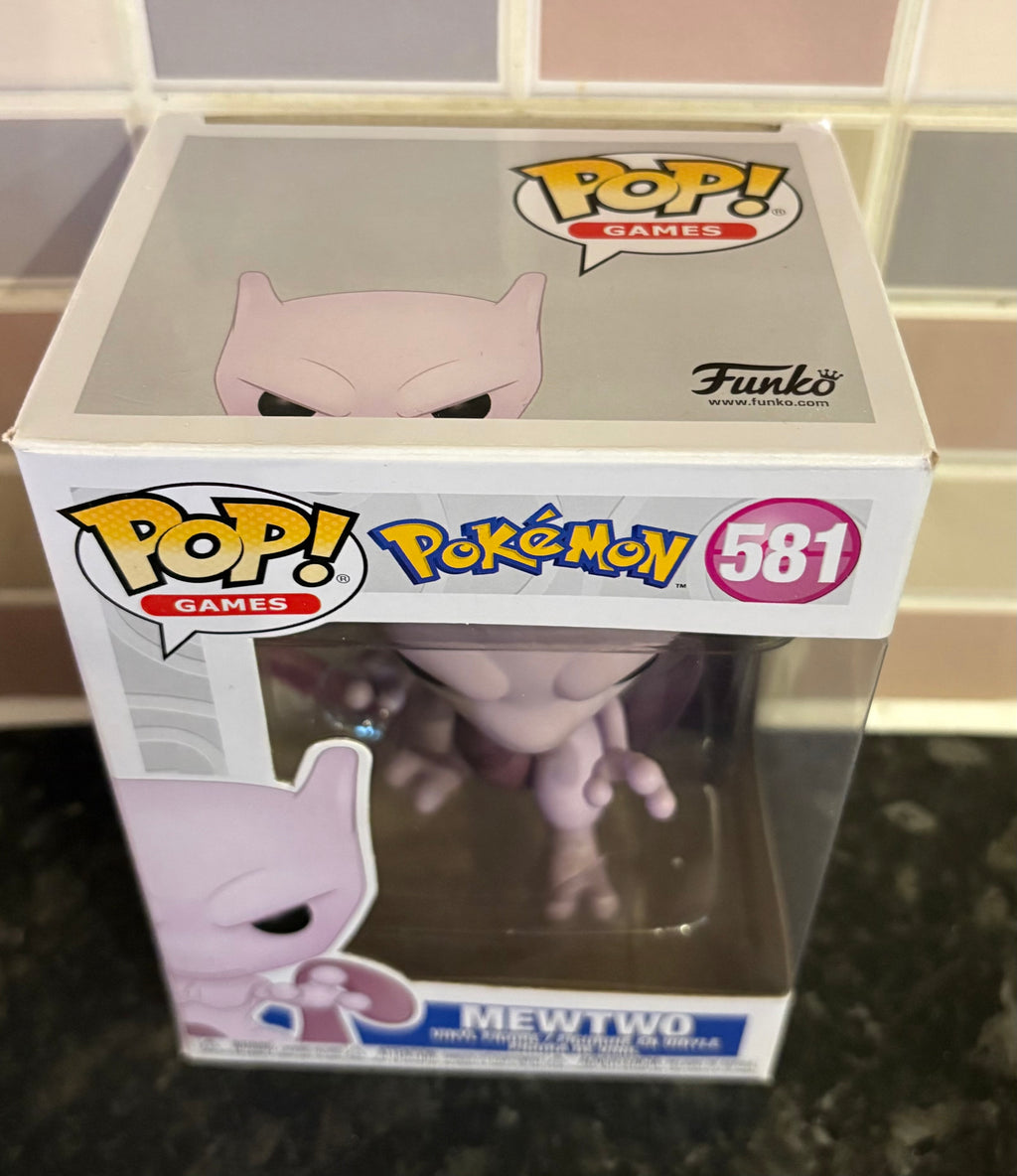 Funko Pop #581 Pokémon Mewtwo