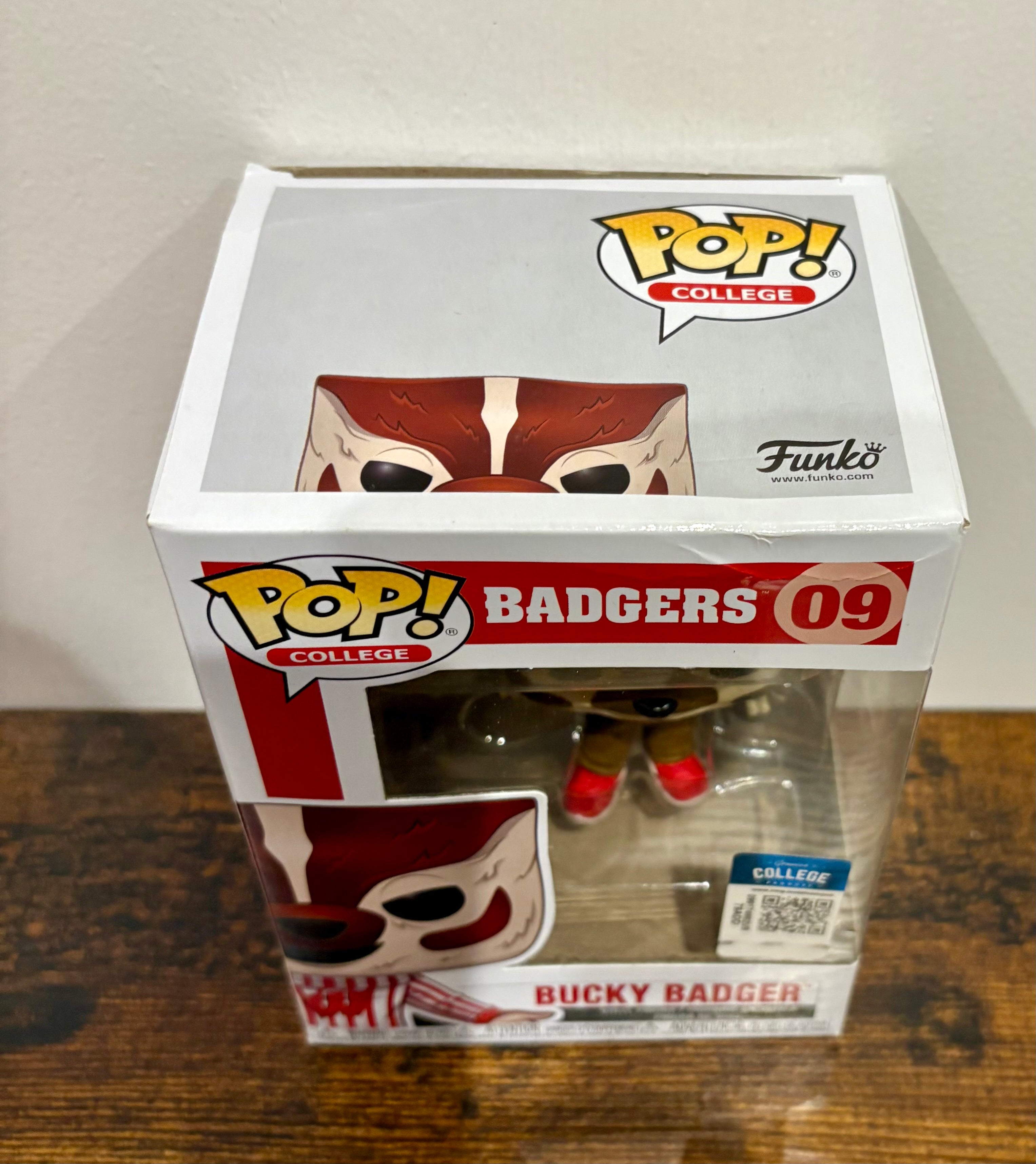 Funko pop #09 Bucky Badgers, Badgers college product