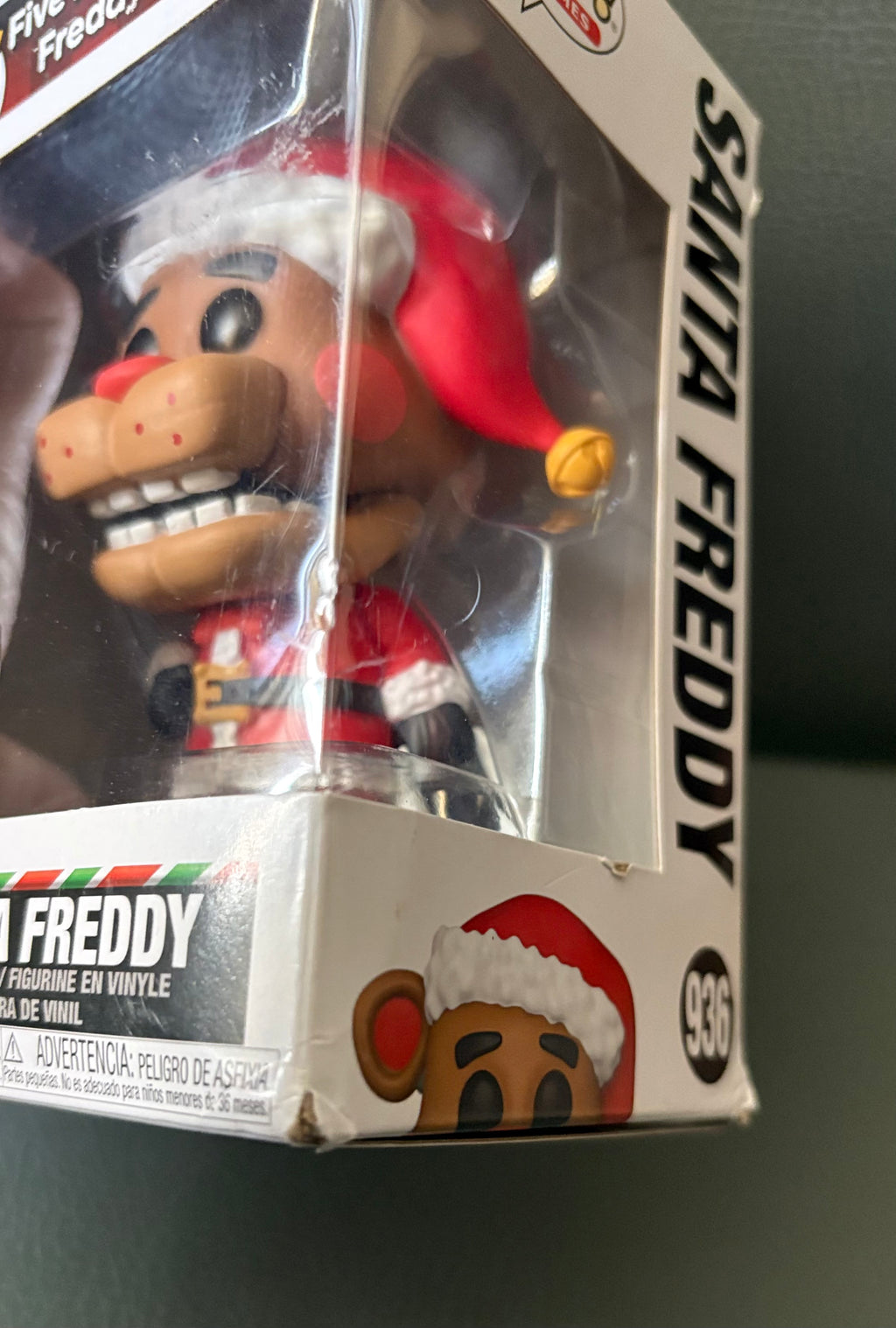 Funko Pop #936 Santa Freddy