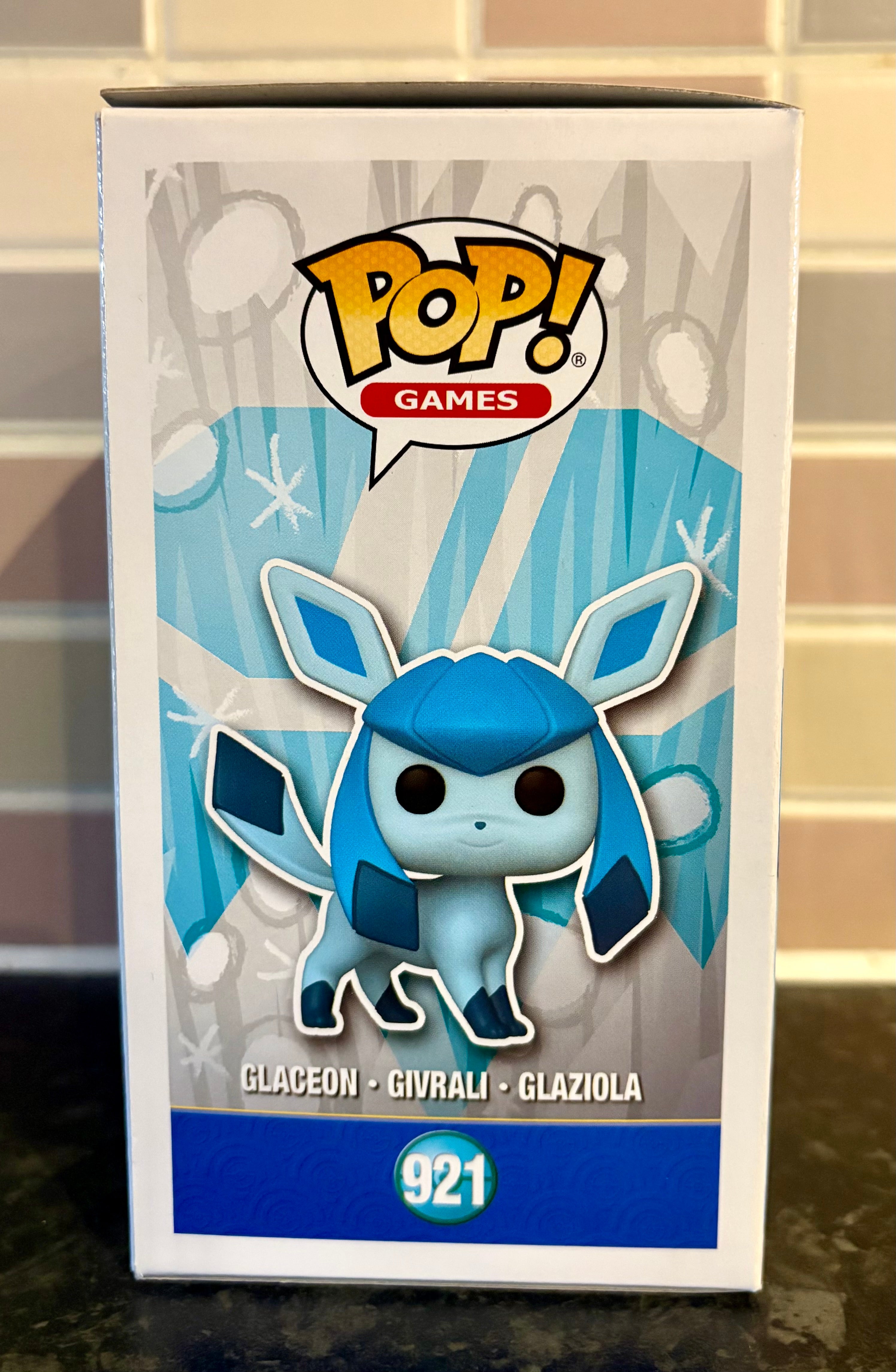 Funko Pop #921 Glaceon – Pokémon