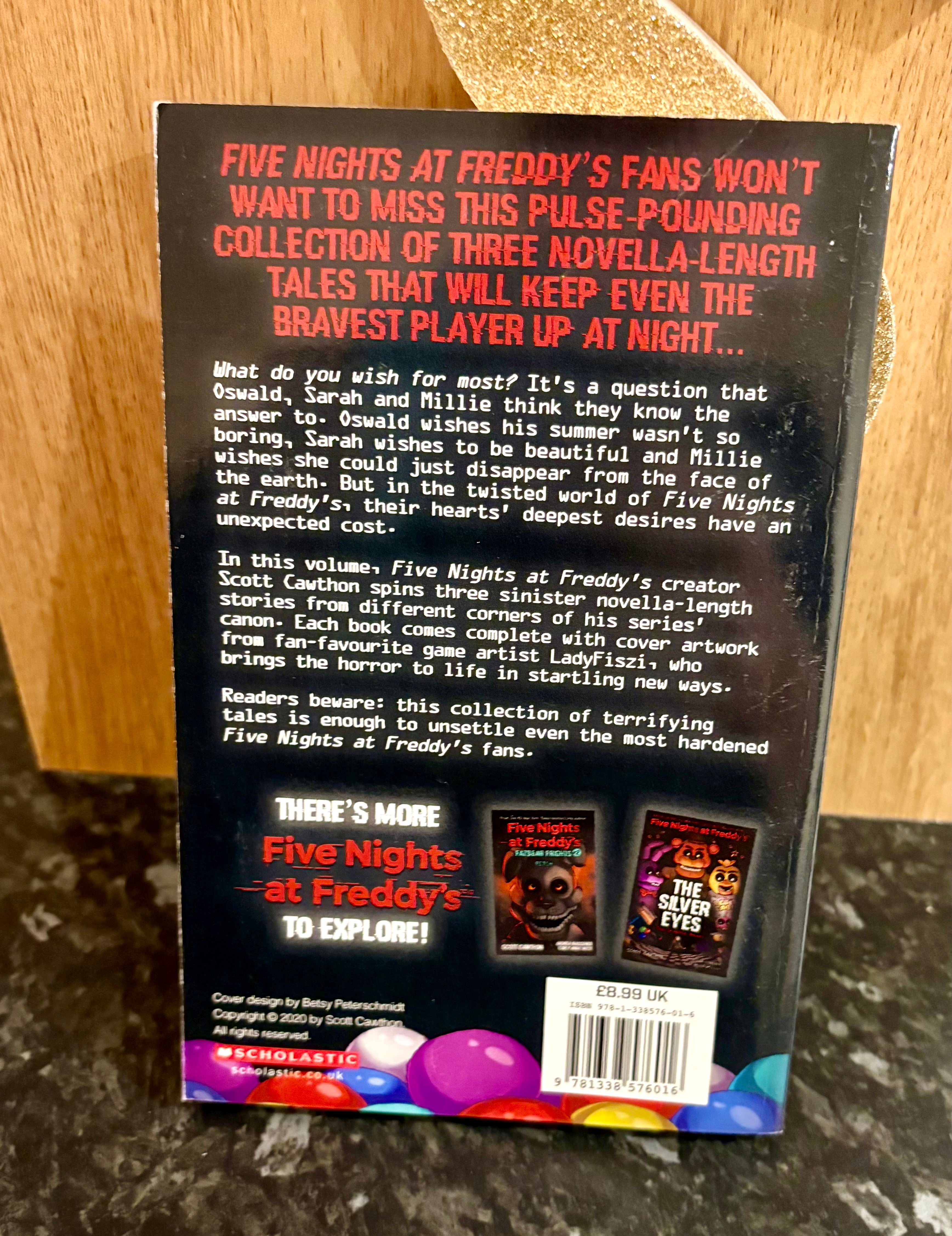 Collectables - Five Nights at Freddy's x4 Books