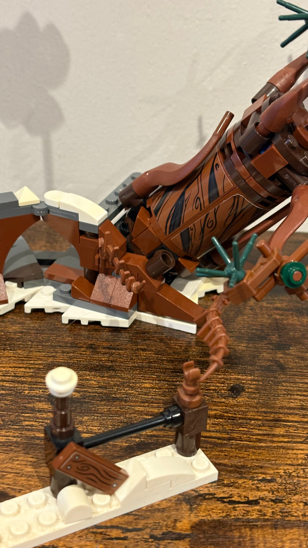 Lego 76407 The Shrieking Shack and Whomping Willow