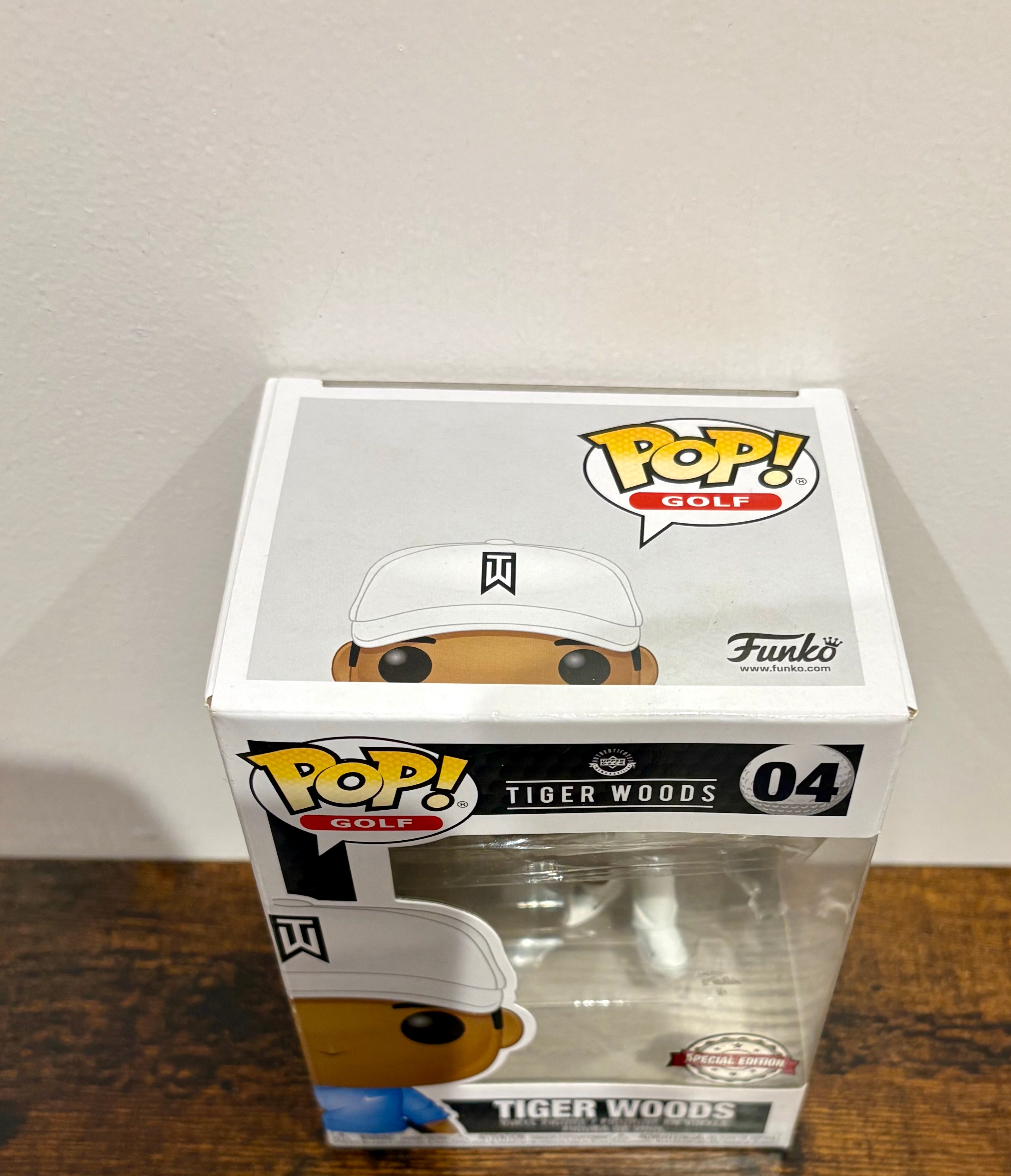 Funko pop #04 Tiger Woods Special edition brand new
