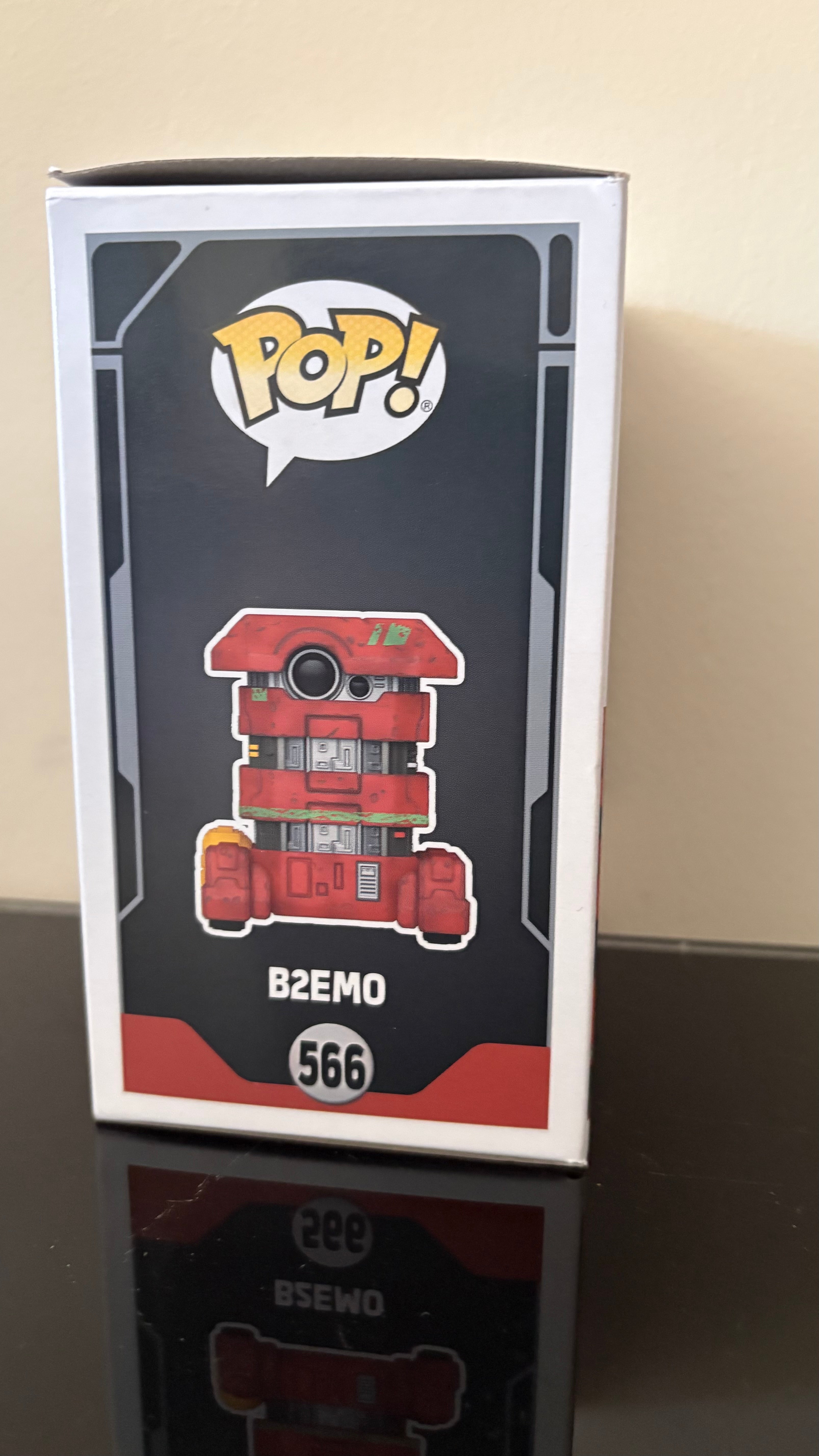 Funko Pop Star Wars B2EMO #566 2022 Fall Convention Exclusive Vinyl Figure