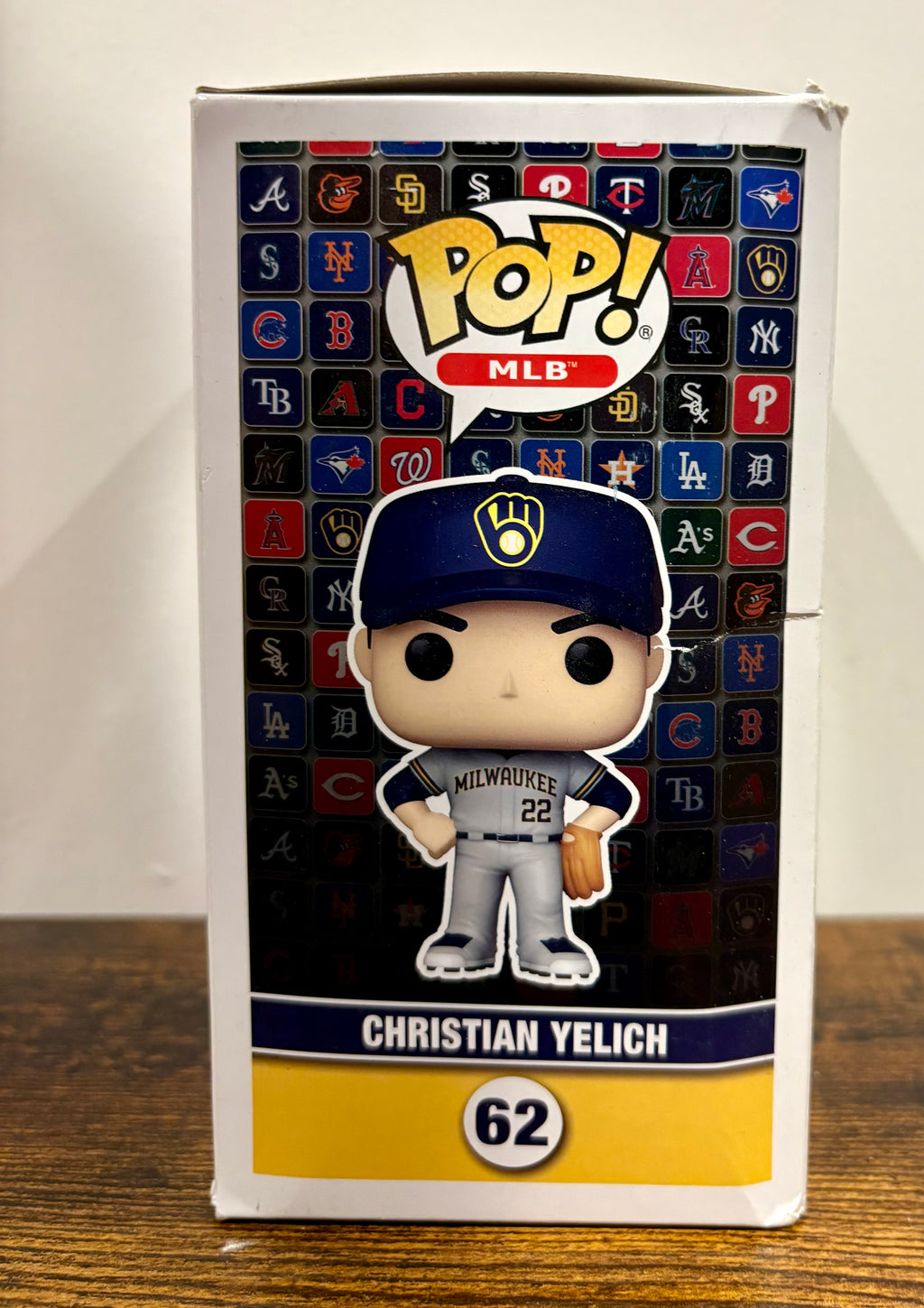 Funko Pop Milwaukee Brewers Christian Yelich 62 slight damaged to corners
