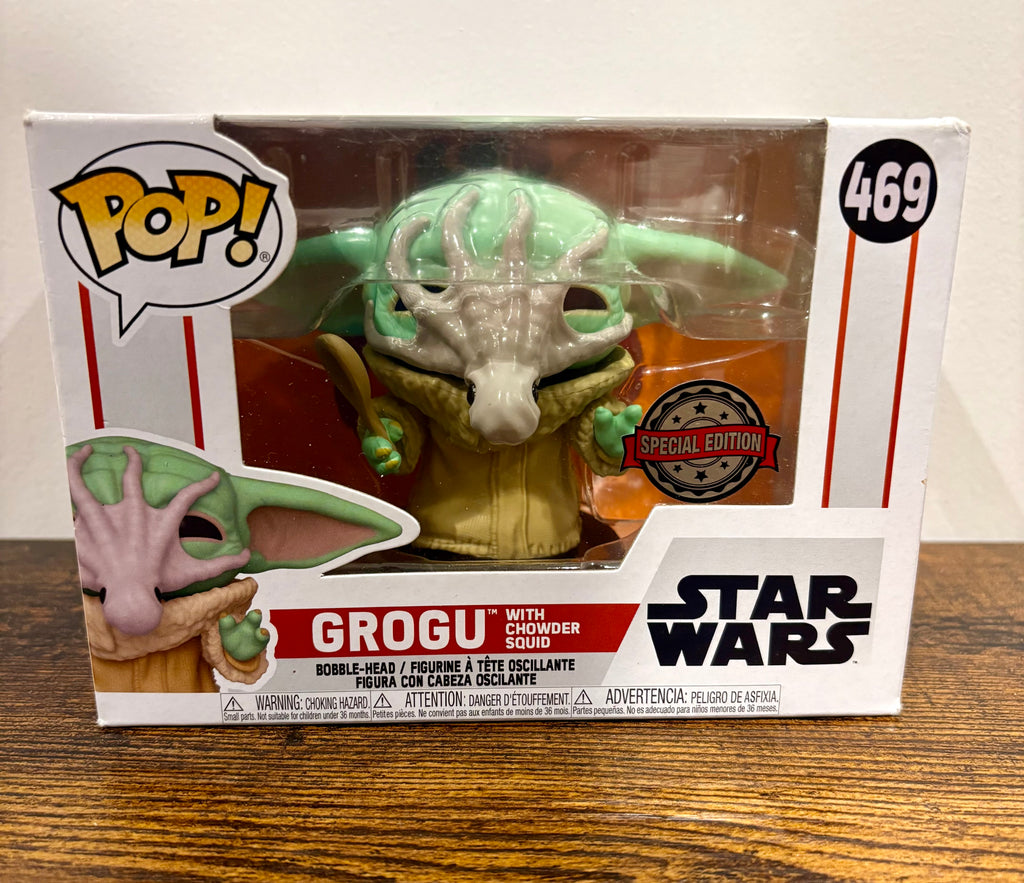 Funko Pop! Star Wars: The Mandalorian #469 Grogu With Chowder Squid Special Ed.
