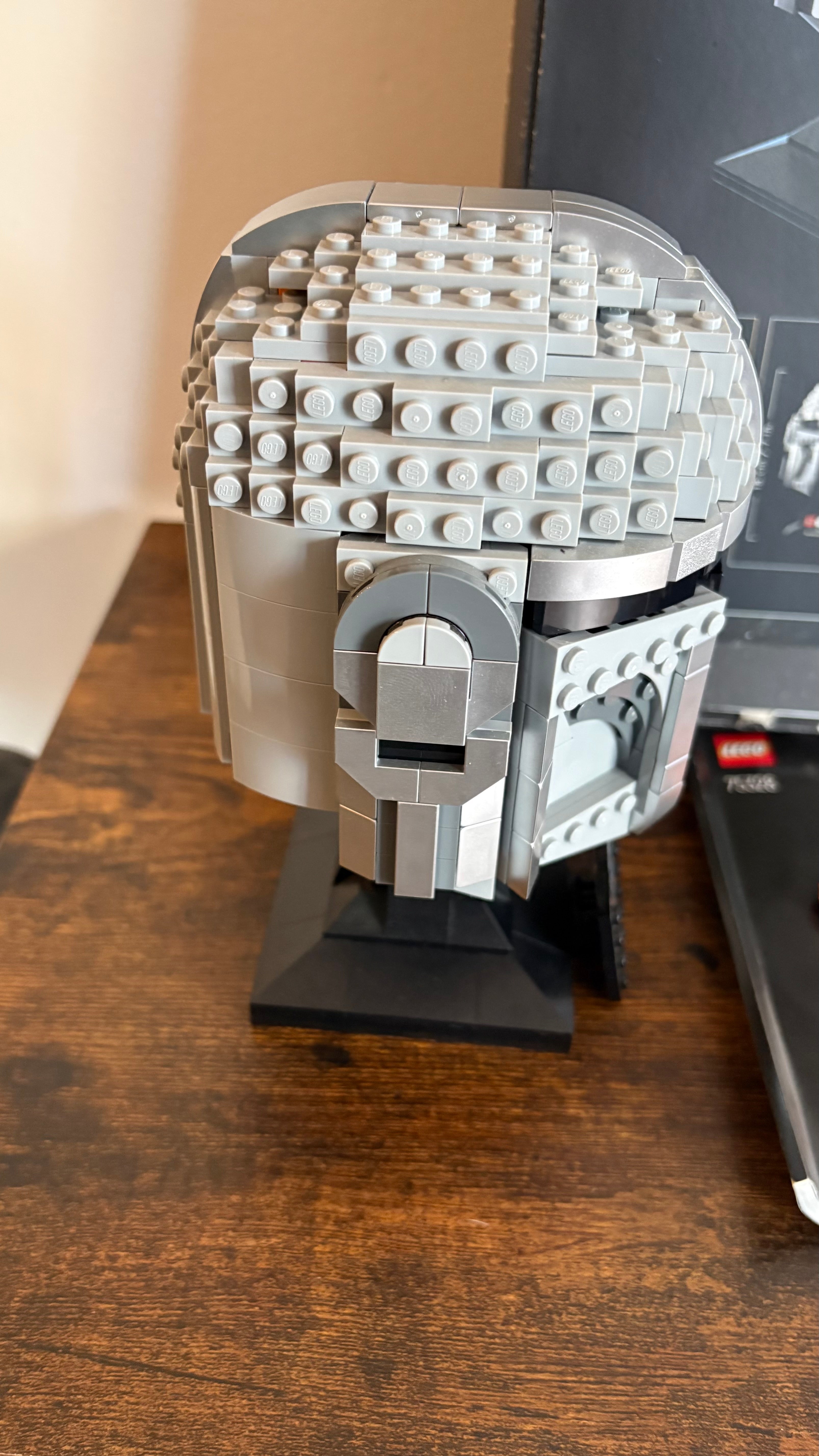 LEGO Star Wars the Mandalorian Helmet 75328 100% Box & Instructions