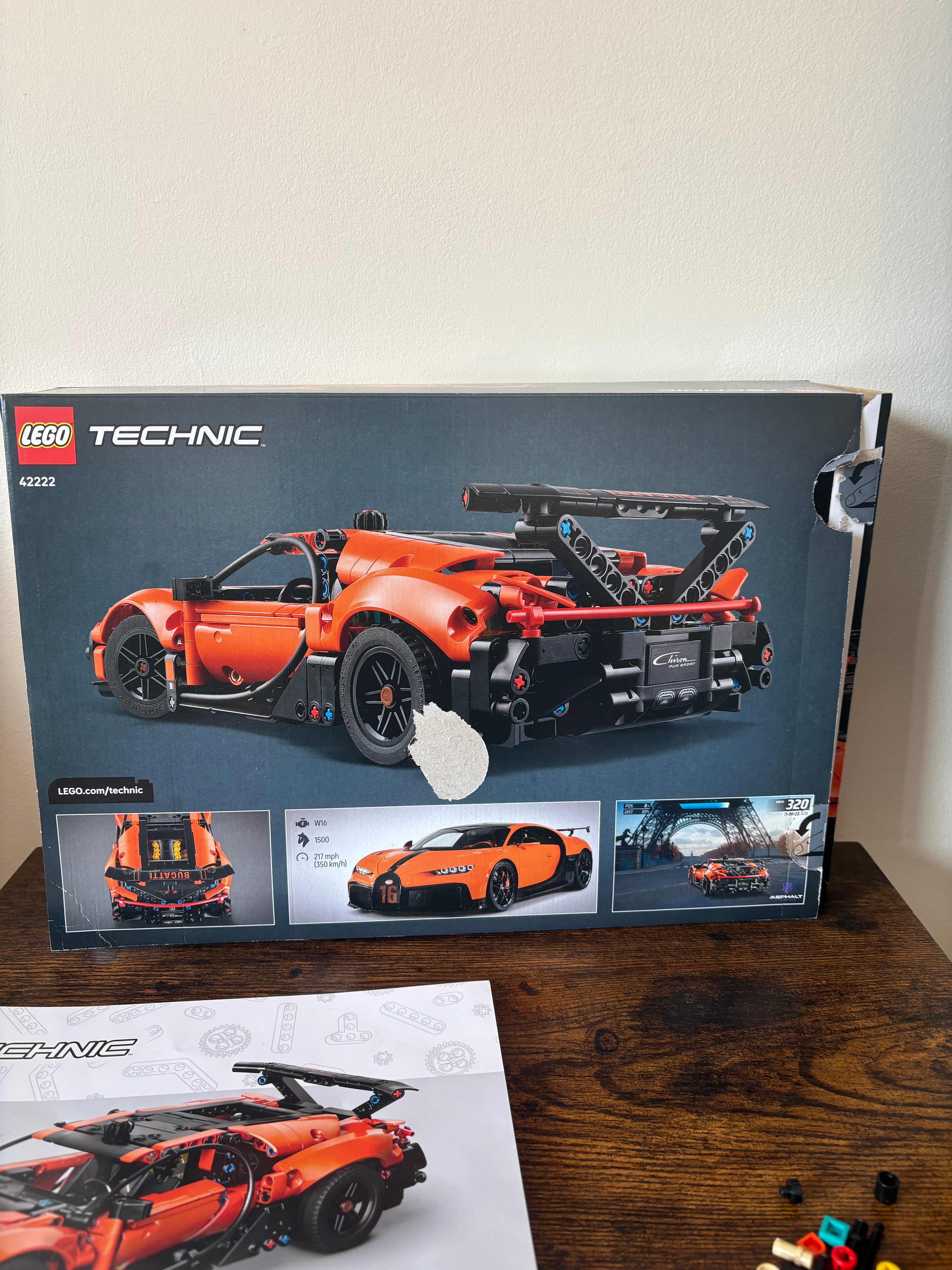 LEGO - Technic 42222 Bugatti Chiron Pur Sport