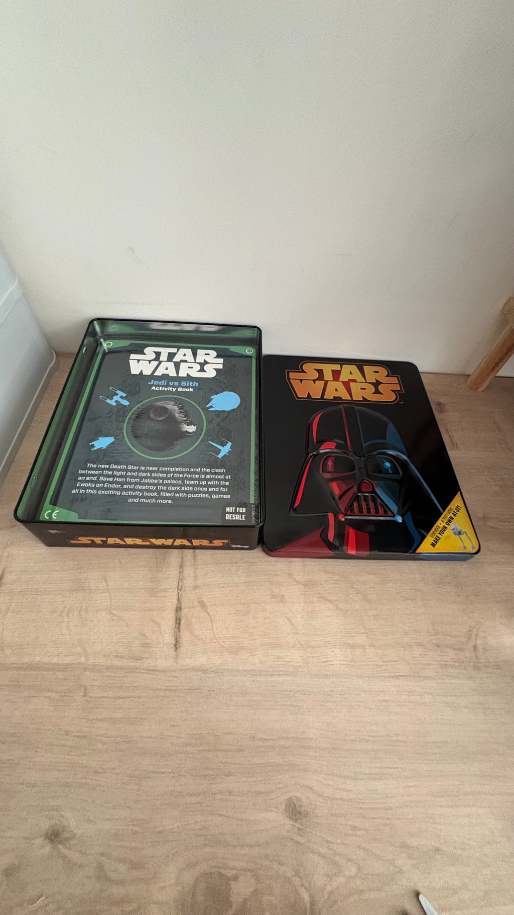 Star Wars metal collectable tin build a ATST