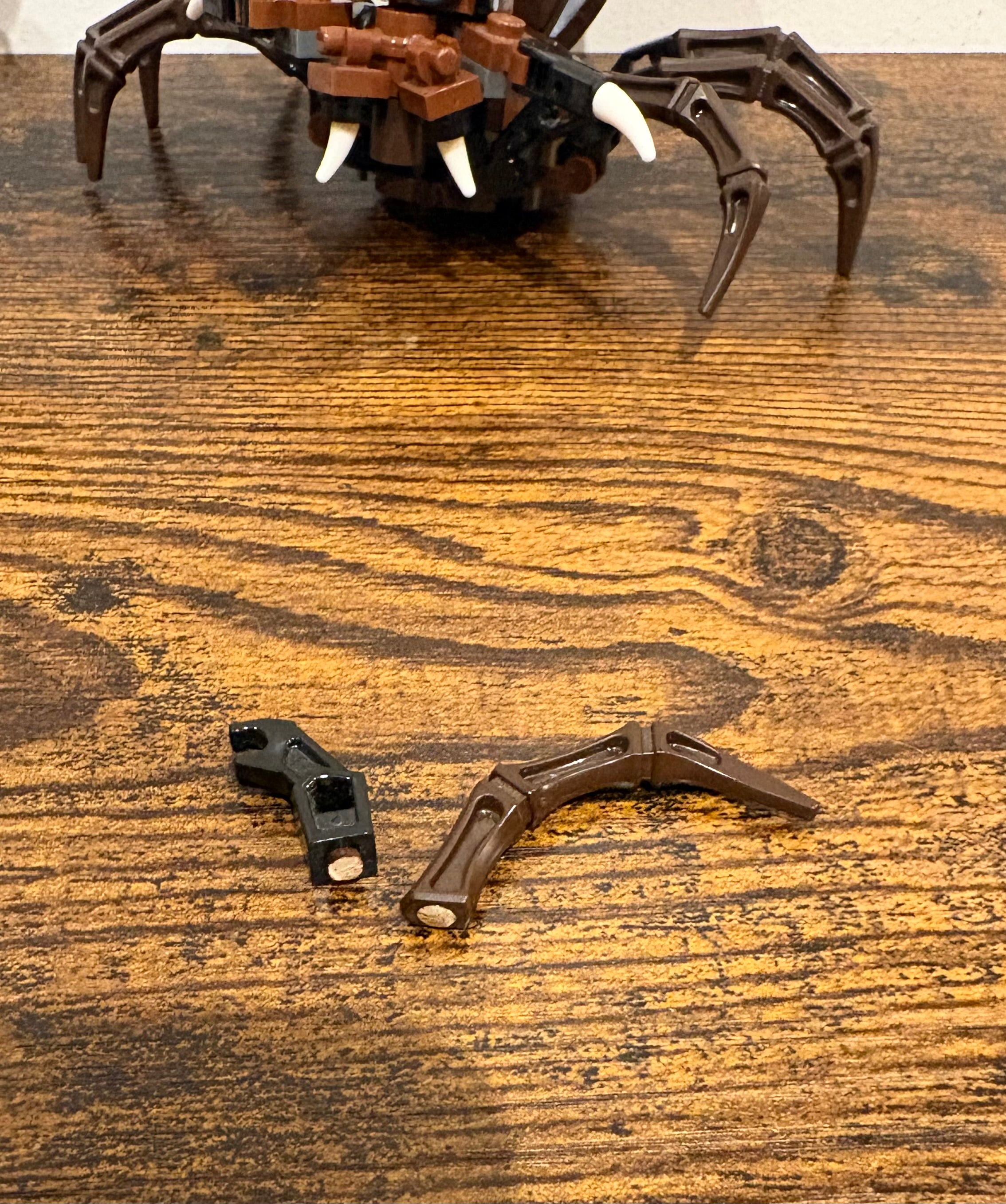 Lego - 75950 Aragogs Lair.