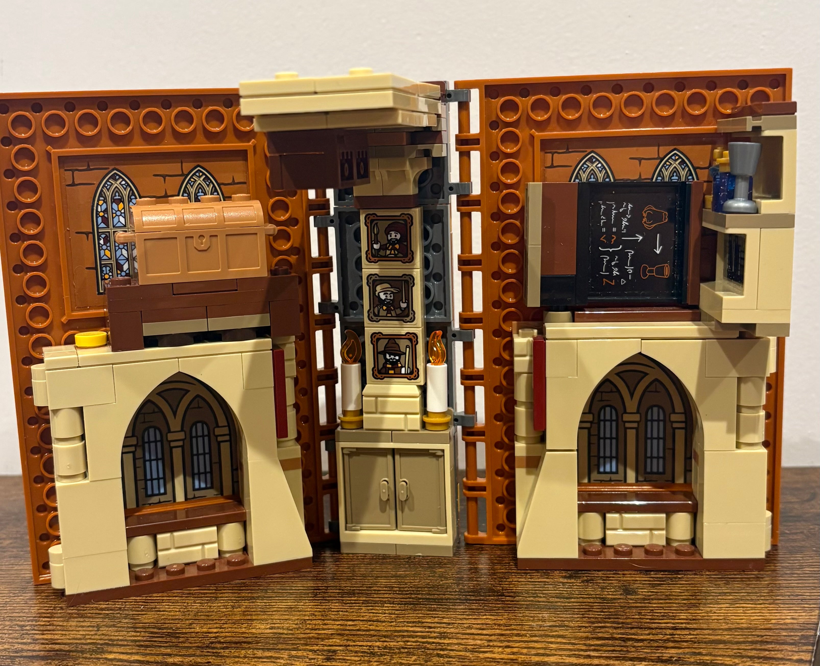 LEGO - 76382 Hogwarts: Transfiguration Class