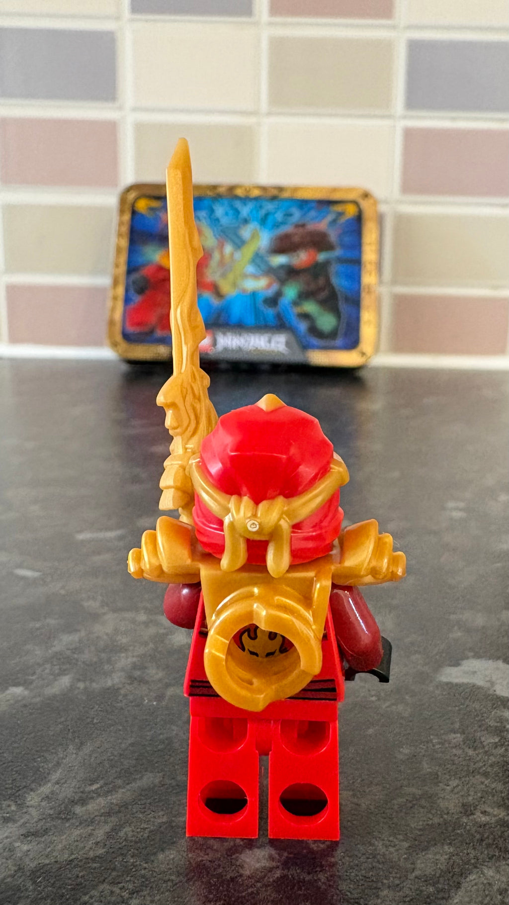 Mini figures - Ninjago Limited Edition Hologram Tin With Two Figures - Brand New L0002213,