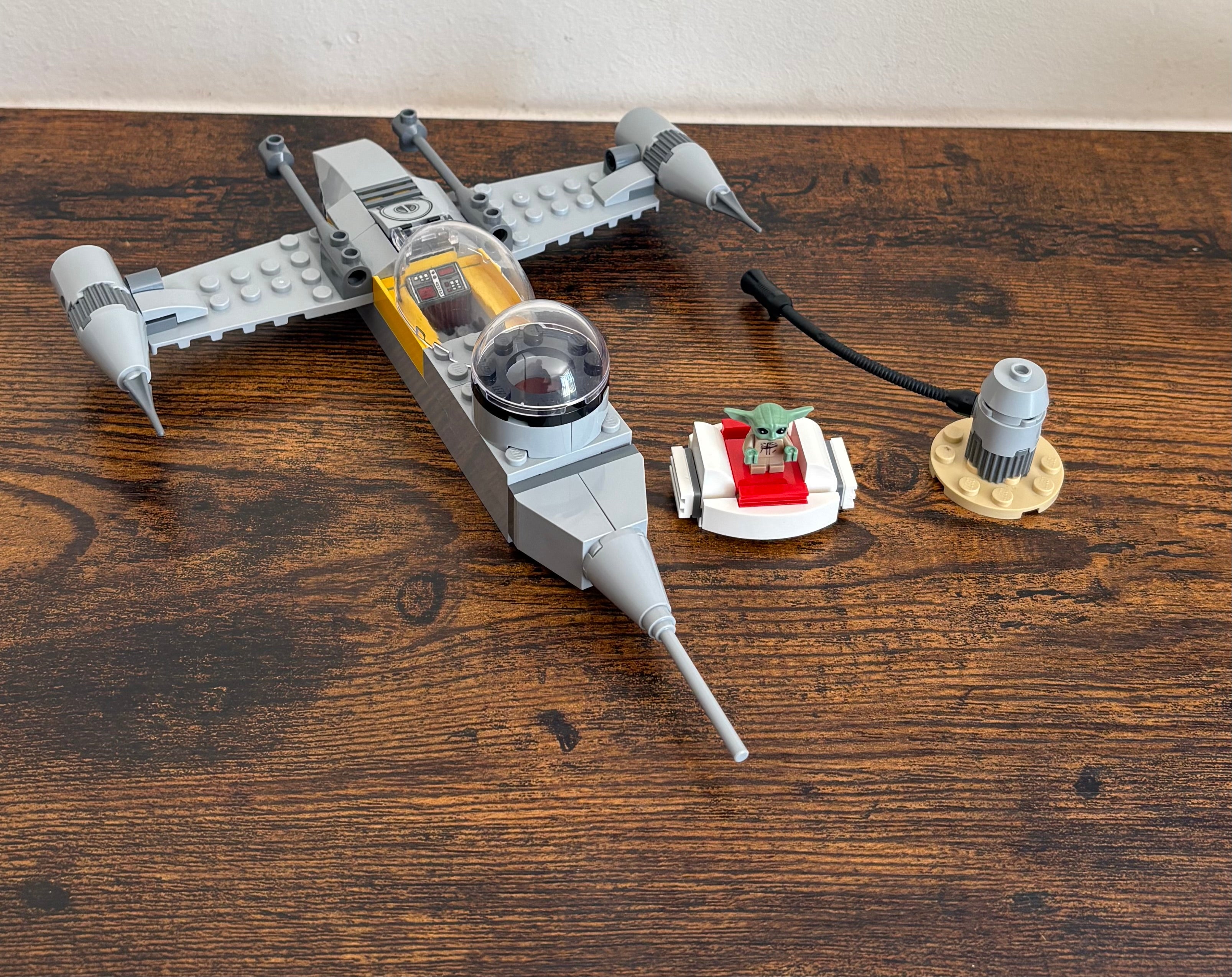 LEGO Star Wars 75410 Mando & Grogu's N-1 Starfighter – Build Only