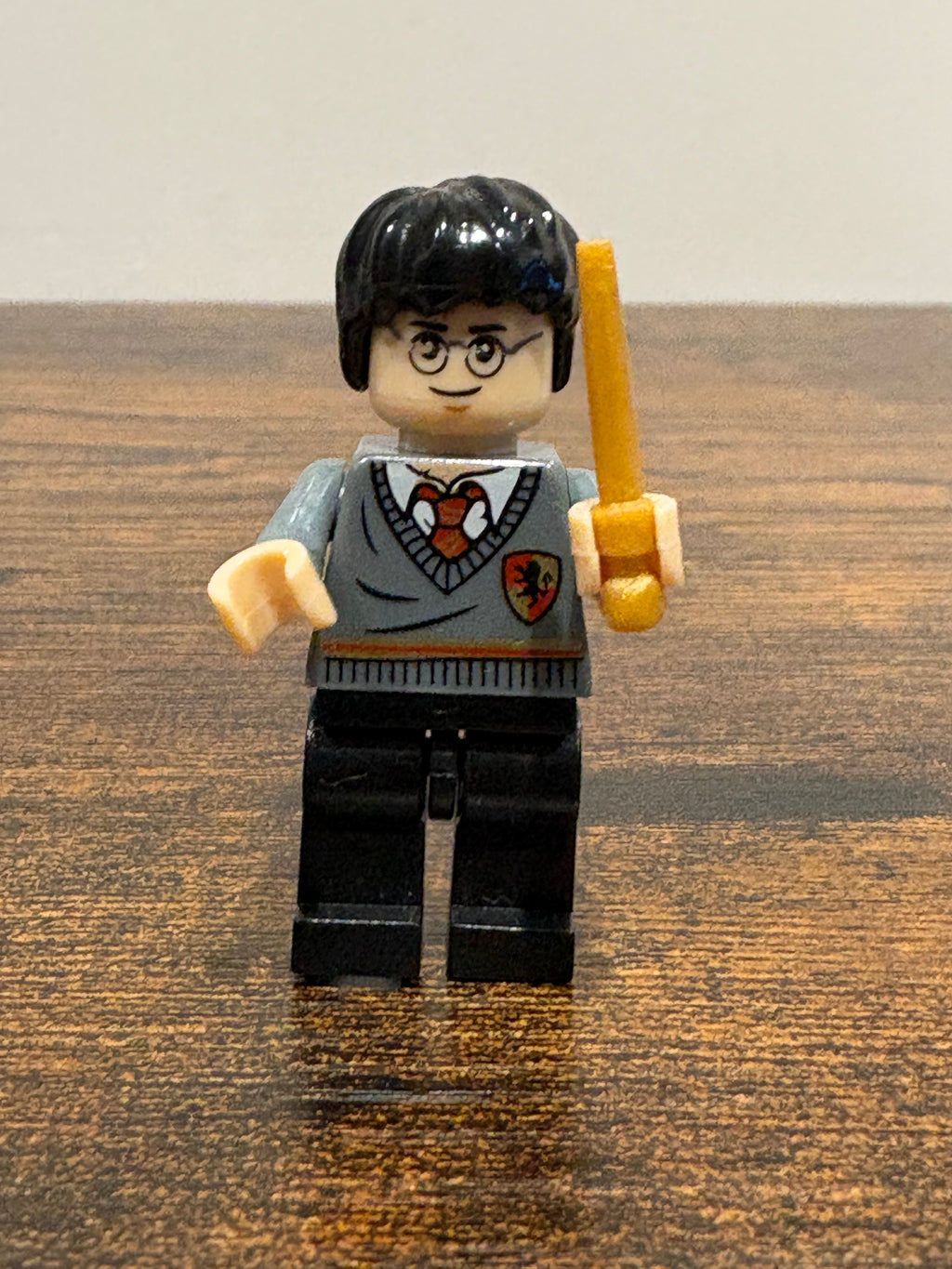 Mini Figure  - Harry Potter brown  wand (Copy)