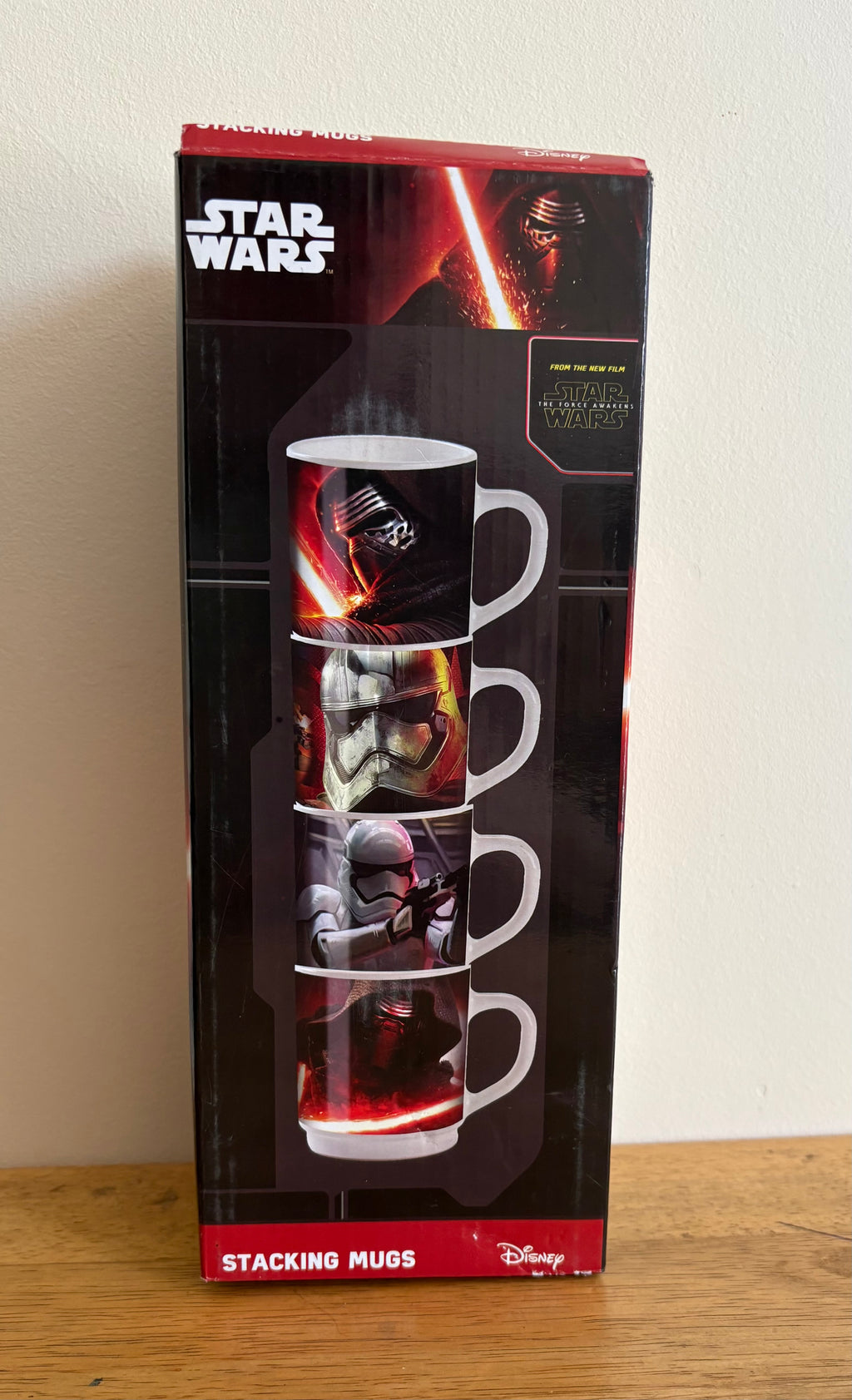 Star Wars set of 4 brand new stackable sealed mugs