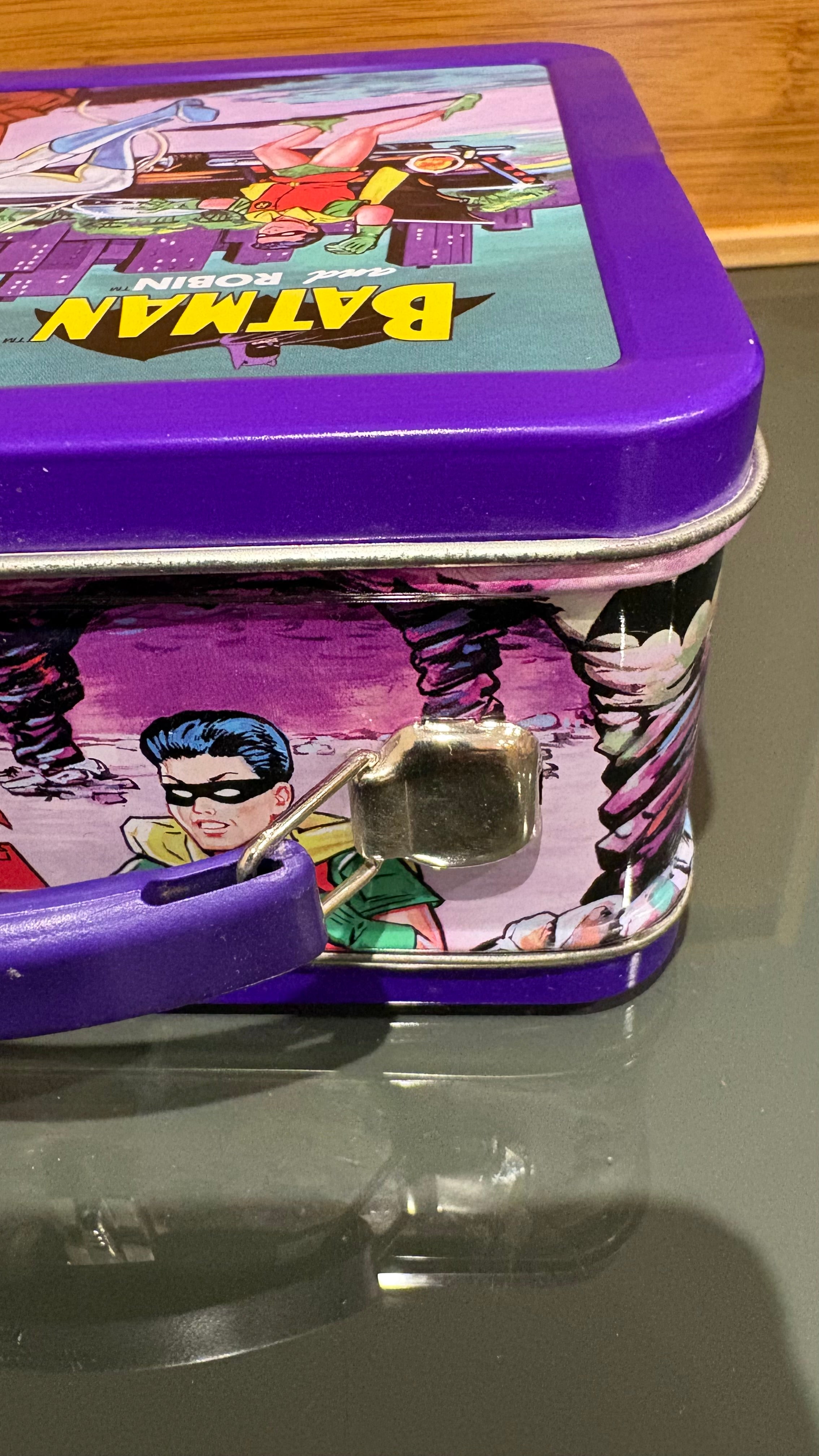 Batman & Robin DC Comics Metal Lunch Tin – Hasbro Hallmark Vintage Collectible..