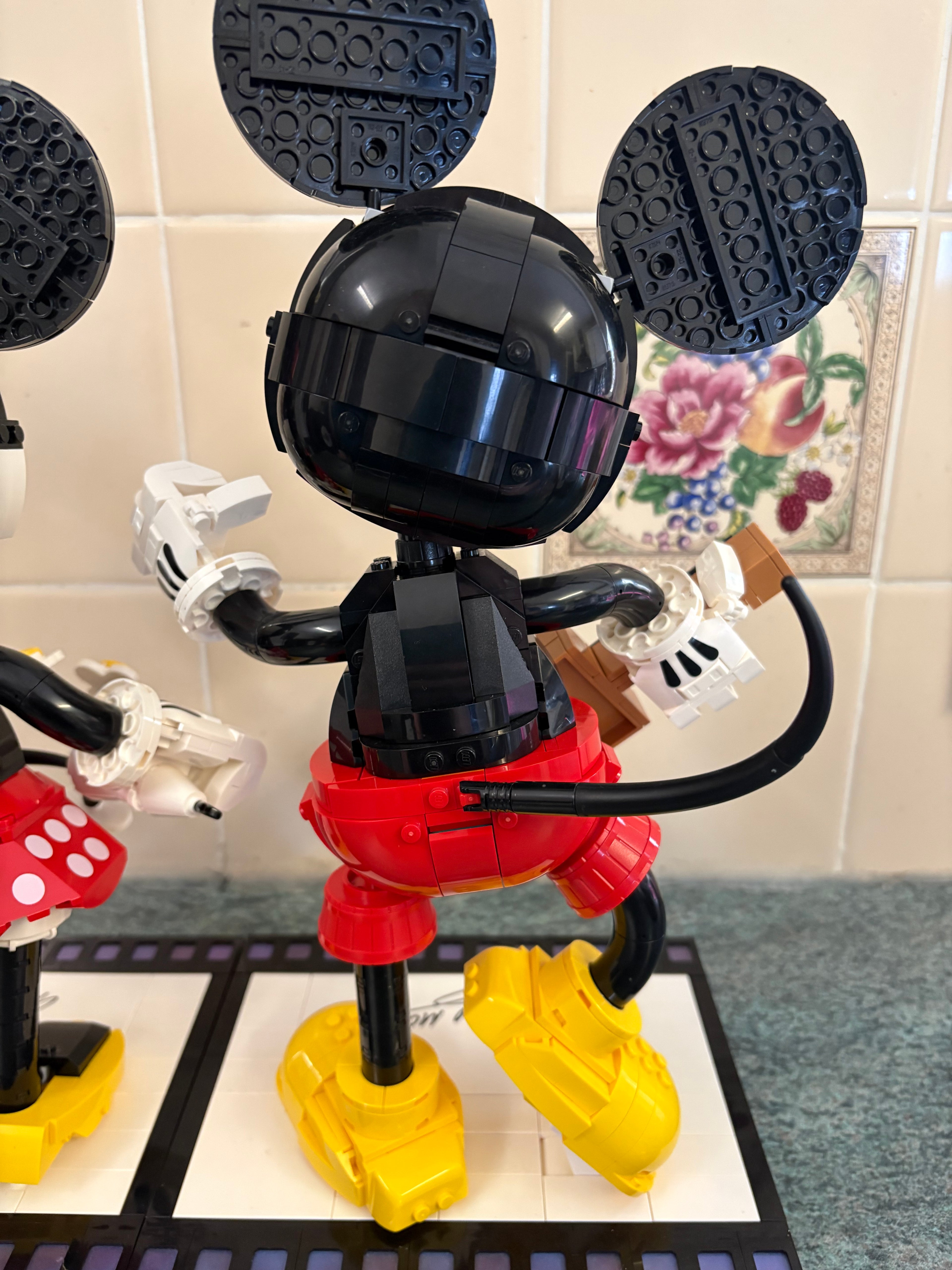 Lego Disney Mickey Mouse & Minnie Mouse 43179 Retired Set  100% Complete