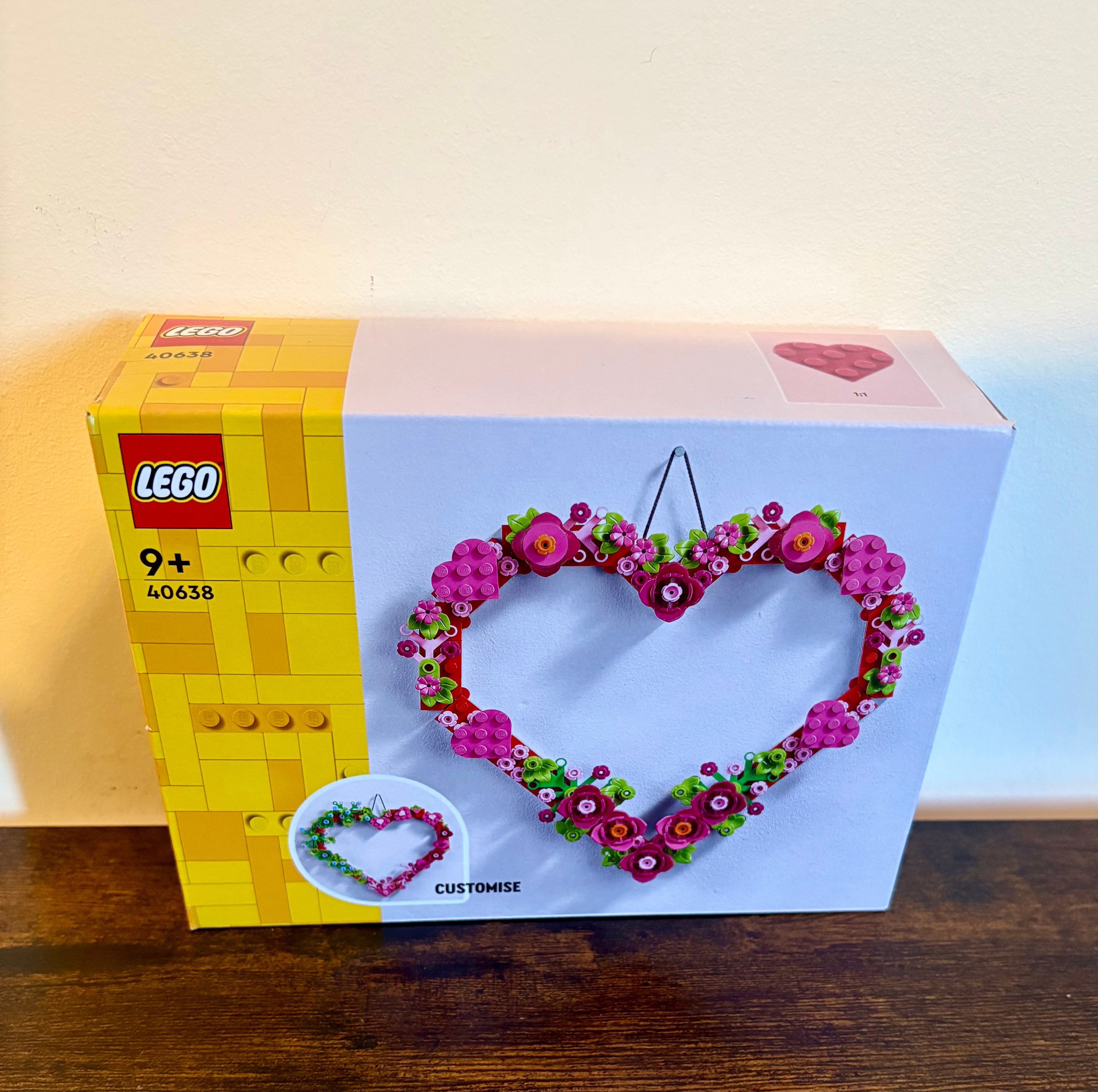 Lego Creator Heart Wreath Ornament Set 40638