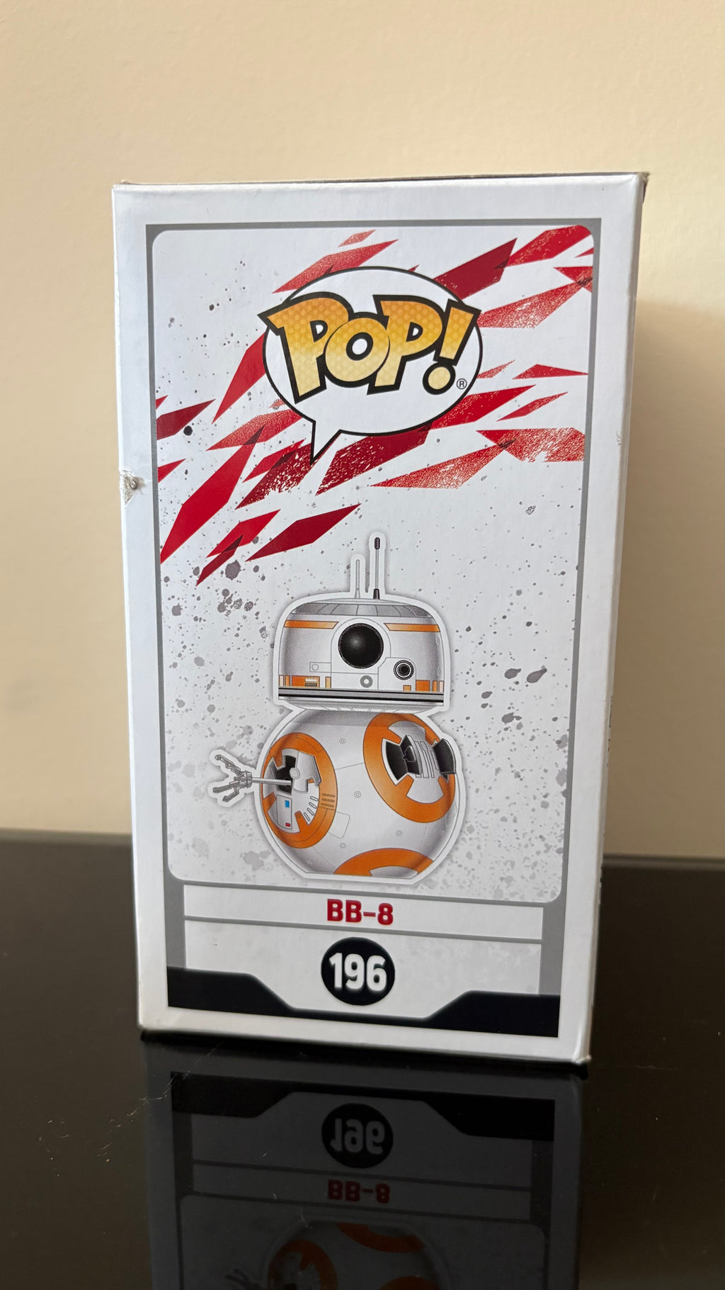 Funko Pop - #196 BB8 (Box Damage)