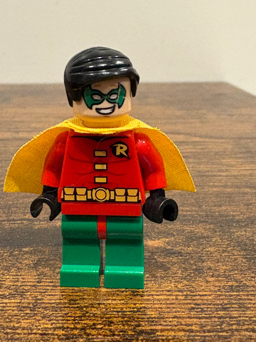 Mini Figure - Robin with cape