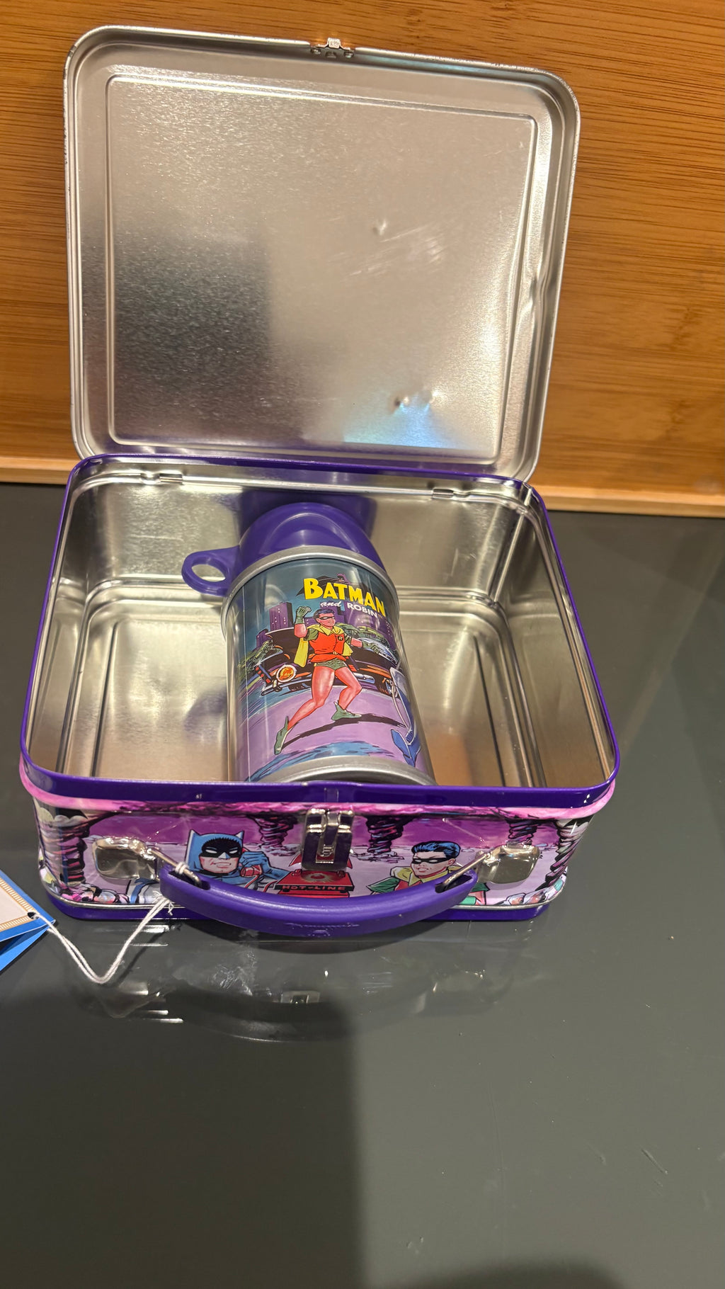 Batman & Robin DC Comics Metal Lunch Tin – Hasbro Hallmark Vintage Collectible..