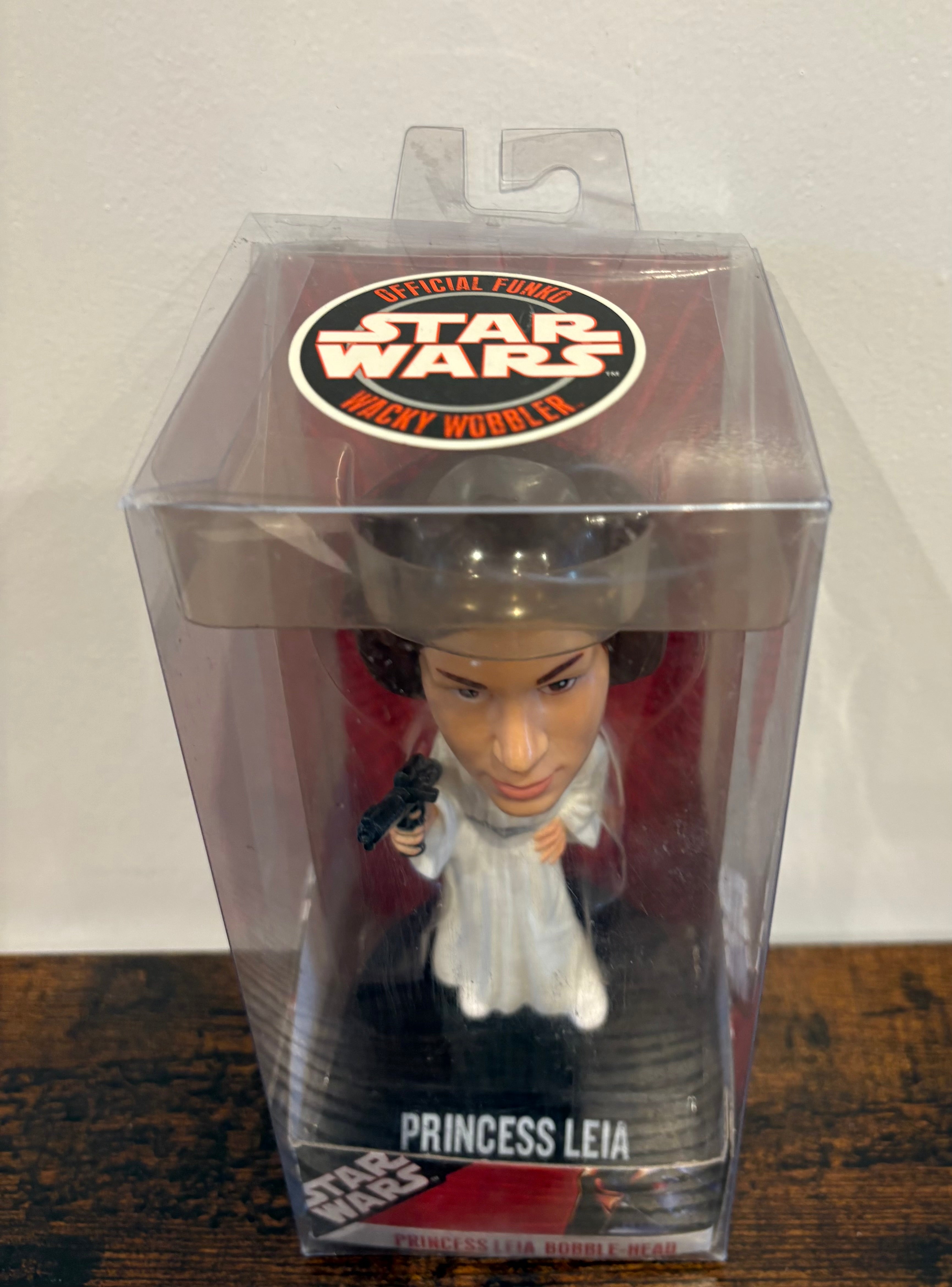 Star Wars Princess Leia Wacky Wobbler Series 2 Bobble-Head 2008 Official Funko