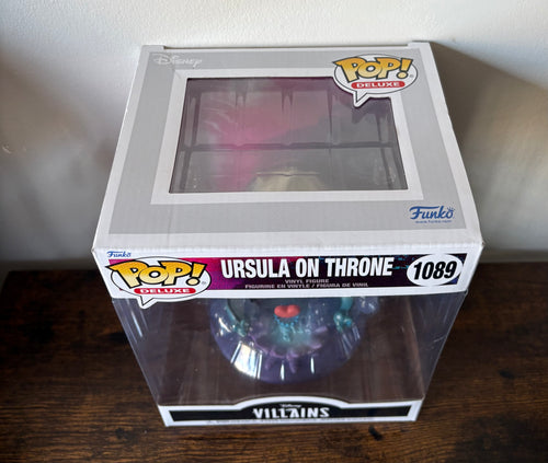 Funko Pop #1089 Ursula on Throne - Disney Villains Deluxe Edition