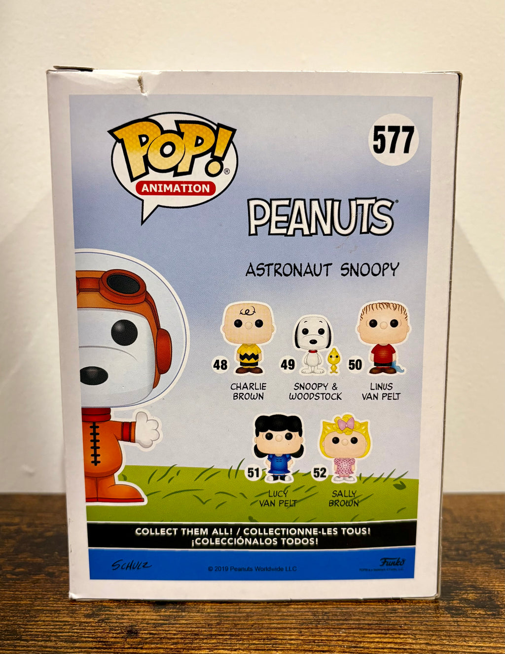 Funko Pop #577 Astronaut Peanuts (snoopy) limited edition exclusive