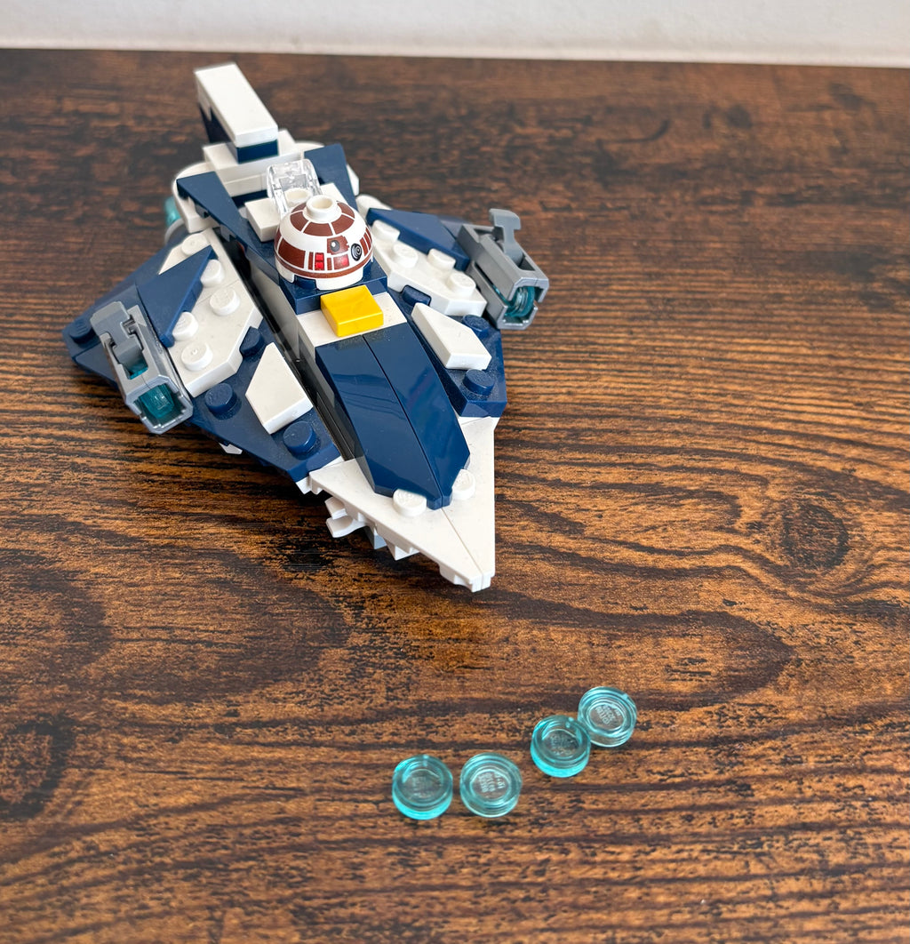 LEGO Star Wars 75400 Plo Koon's Jedi Starfighter Microfighter – Build Only