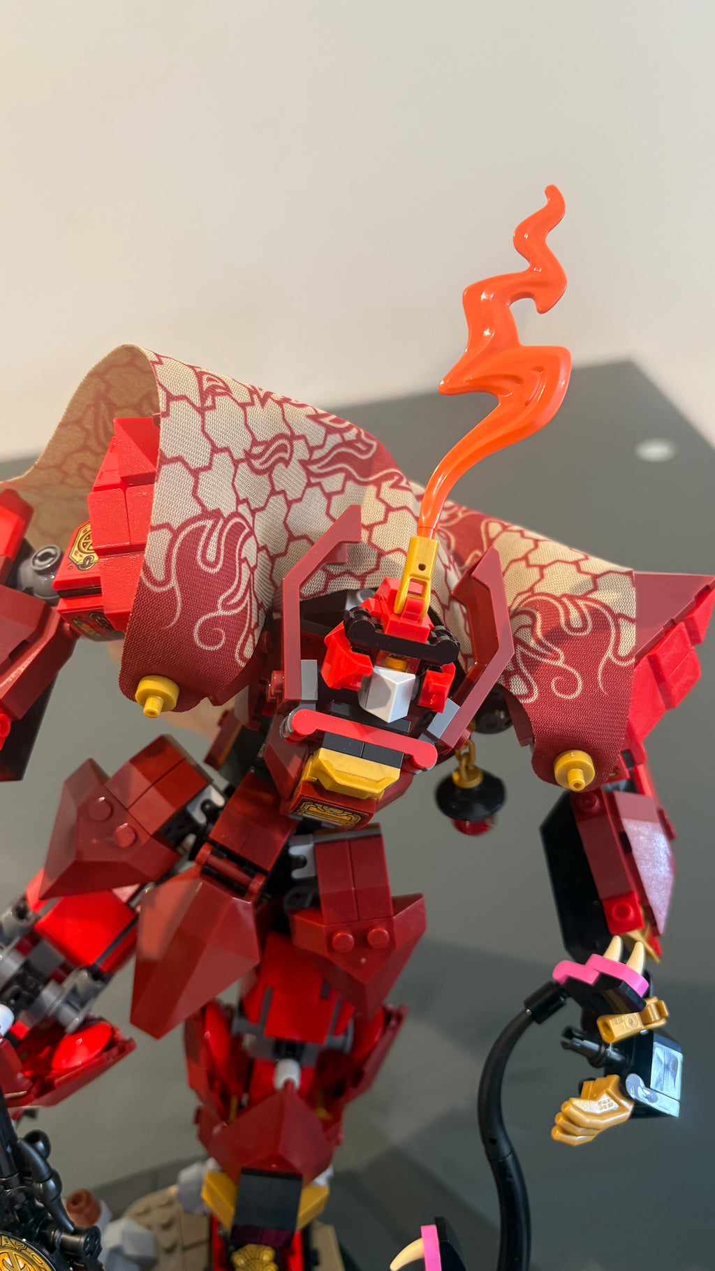 LEGO 71846 Ninjago The Fire Knight Mech Toy - Only Has One Minifigure