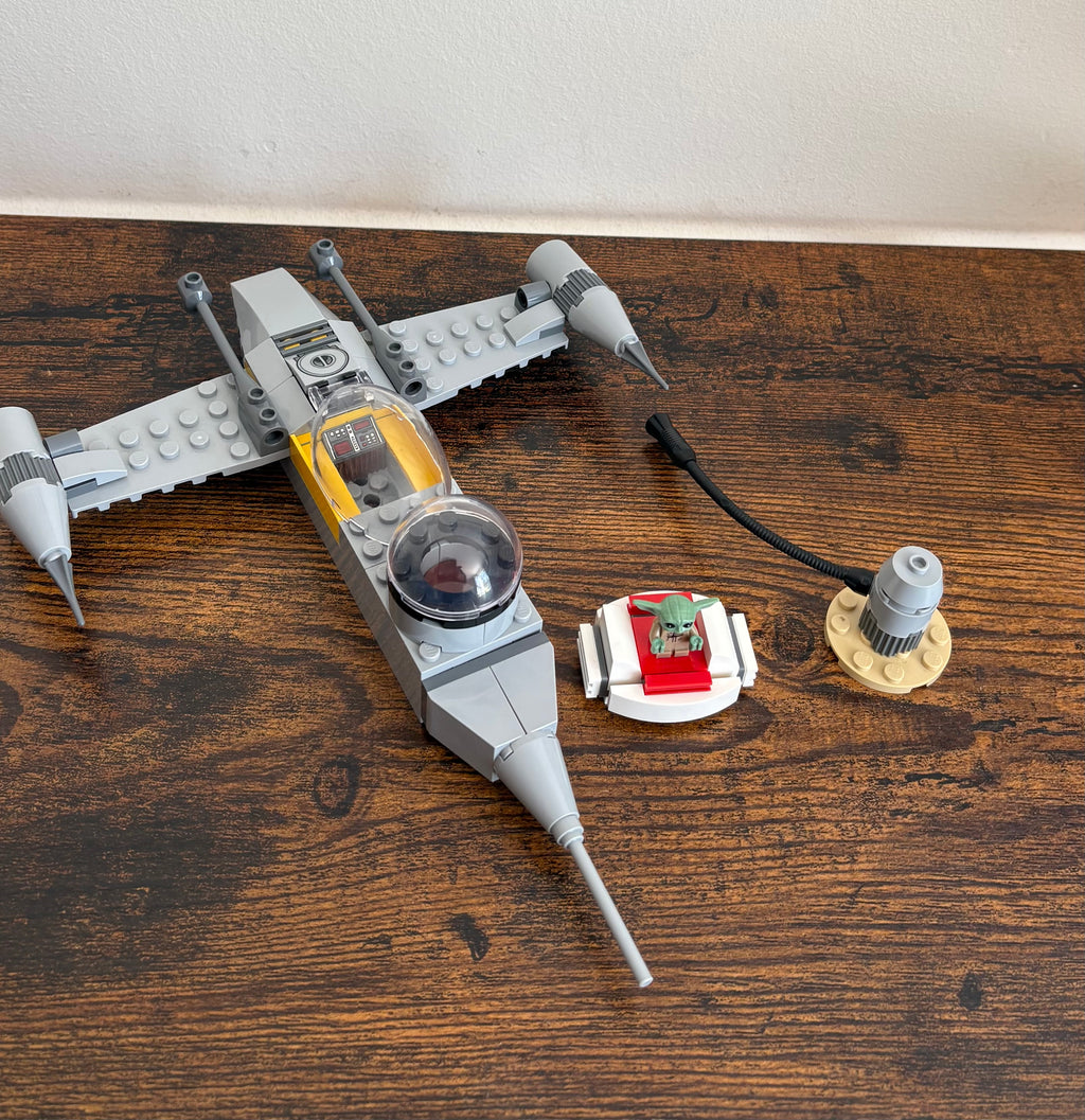 LEGO Star Wars 75410 Mando & Grogu's N-1 Starfighter – Build Only