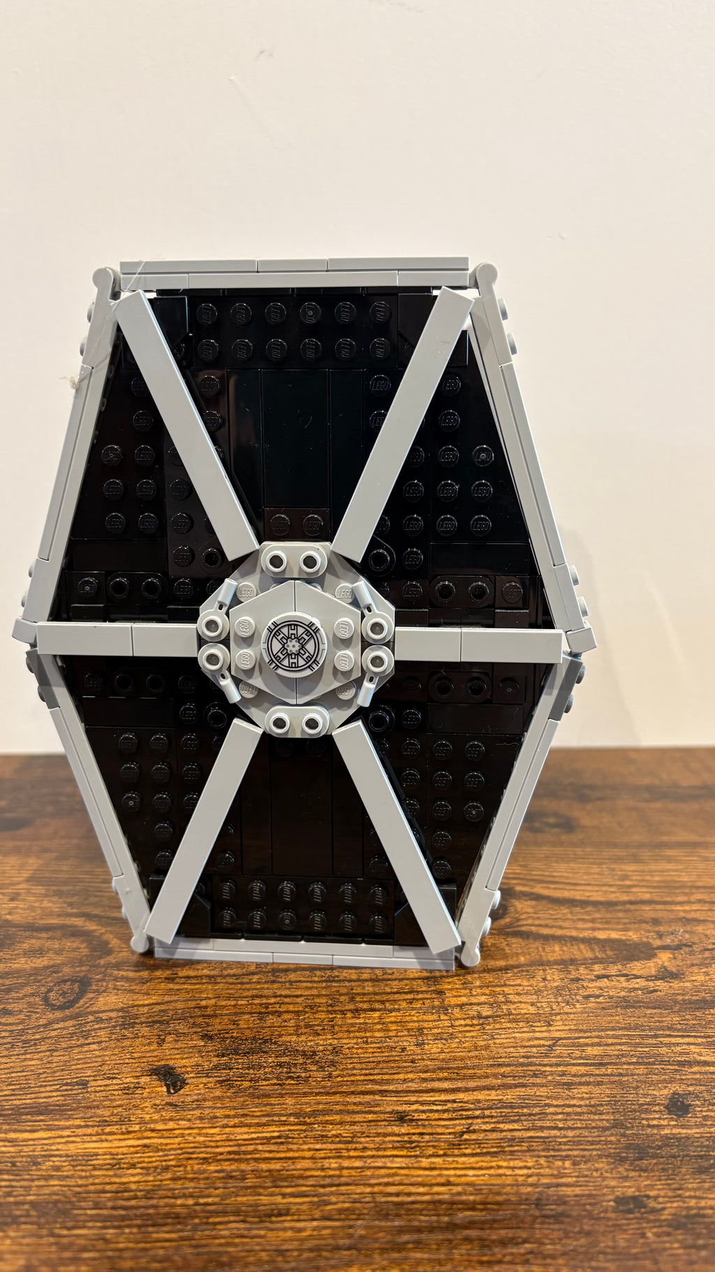 LEGO Imperial TIE Fighter 75300 - Star Wars
