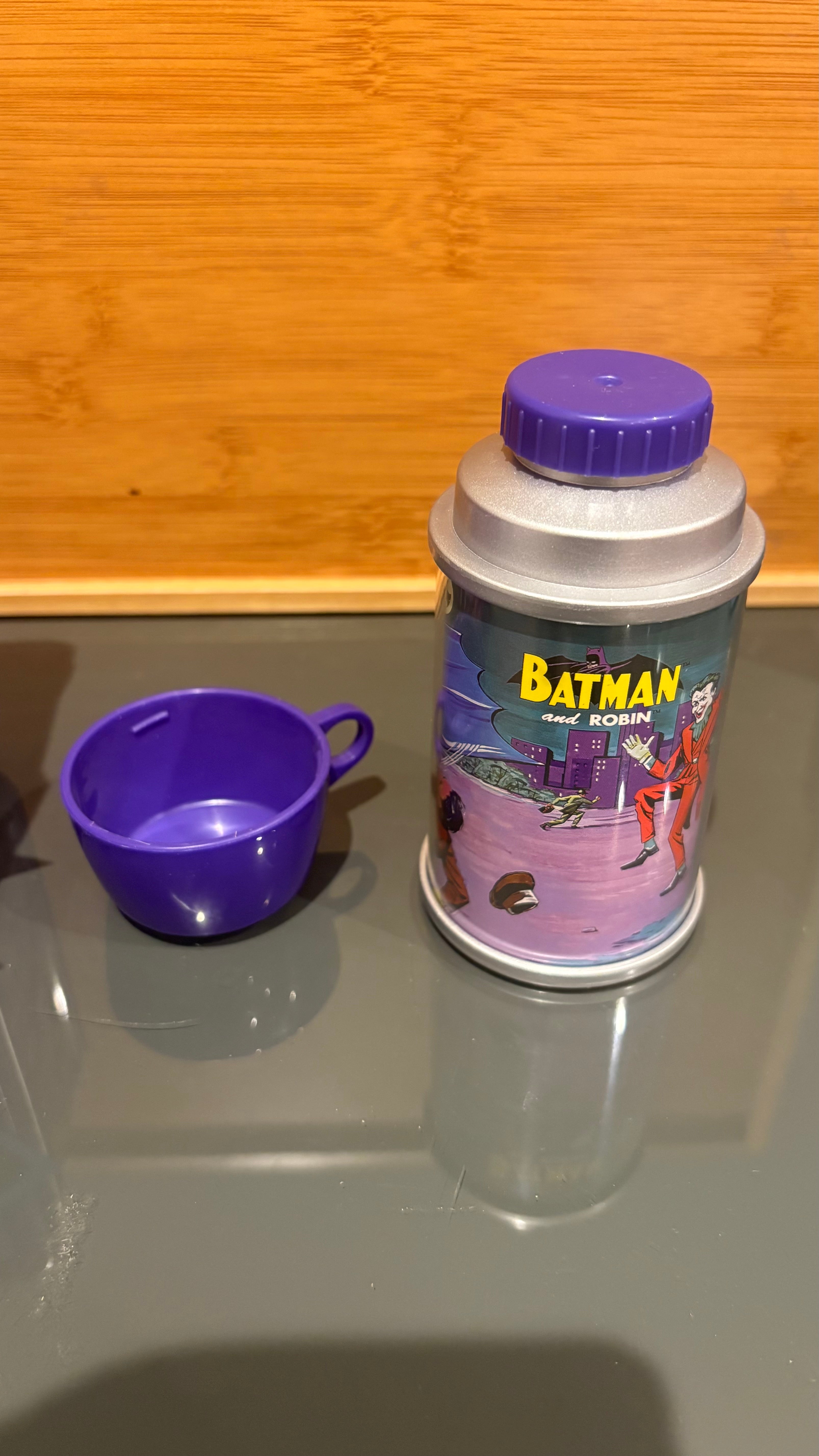 Batman & Robin DC Comics Metal Lunch Tin – Hasbro Hallmark Vintage Collectible..