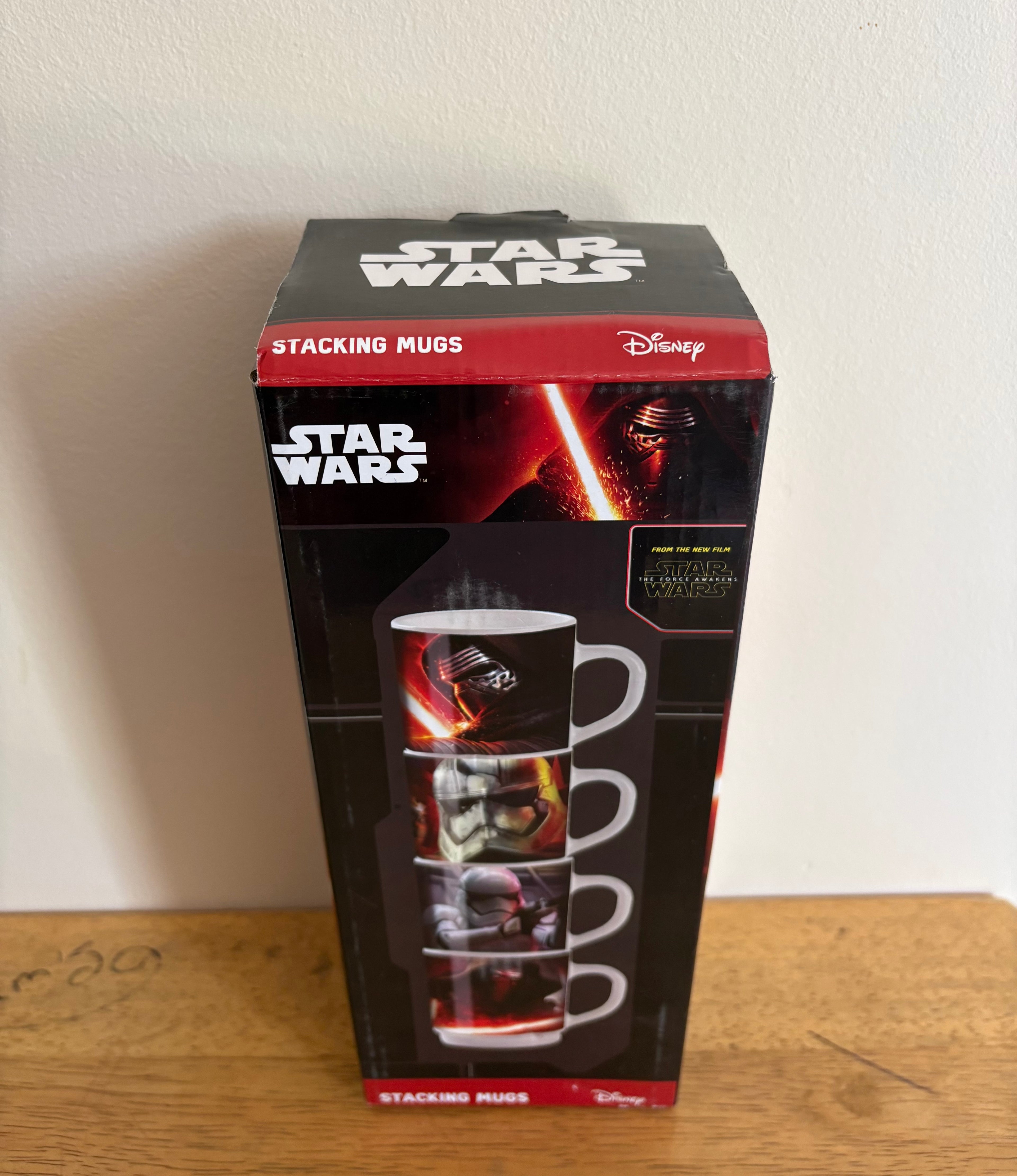 Star Wars set of 4 brand new stackable sealed mugs