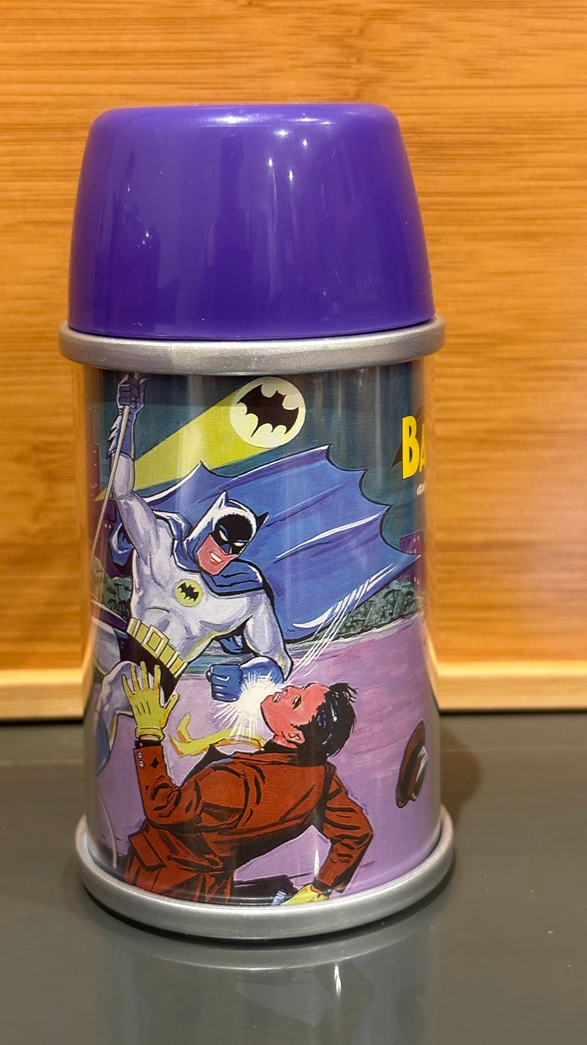 Batman & Robin DC Comics Metal Lunch Tin – Hasbro Hallmark Vintage Collectible..