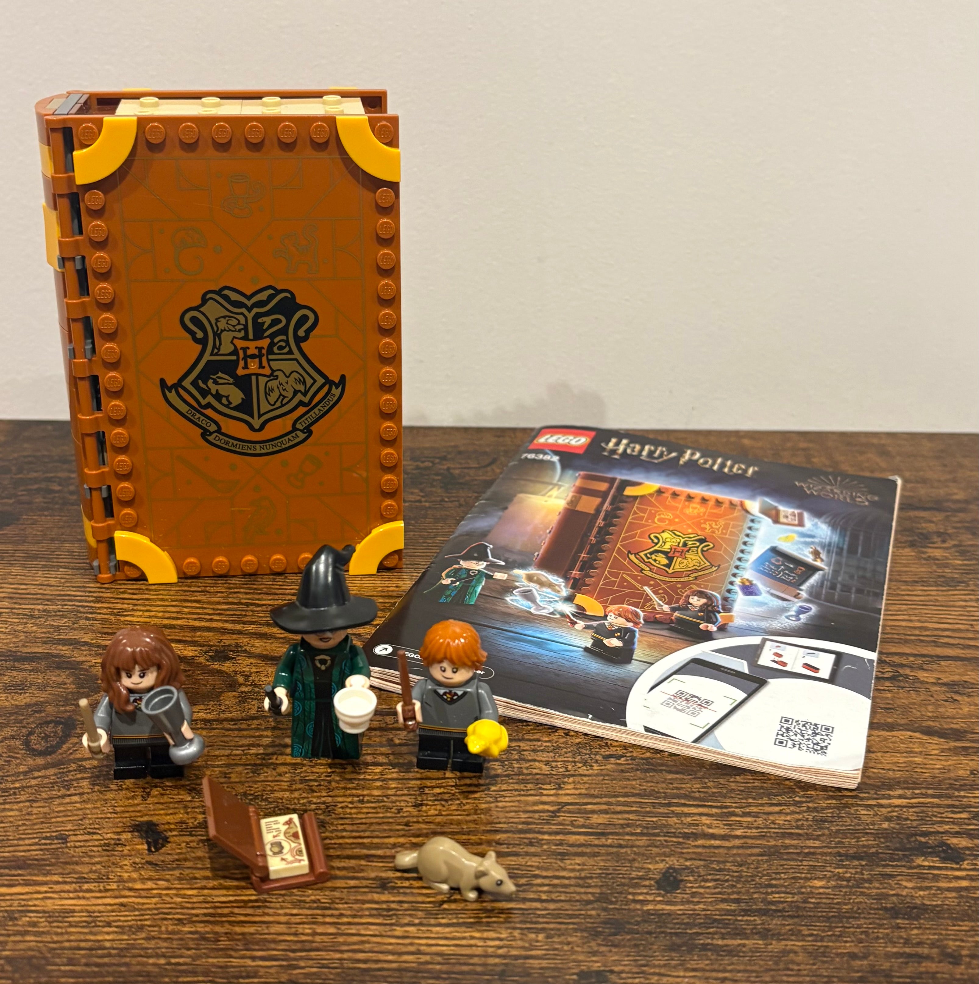 LEGO - 76382 Hogwarts: Transfiguration Class