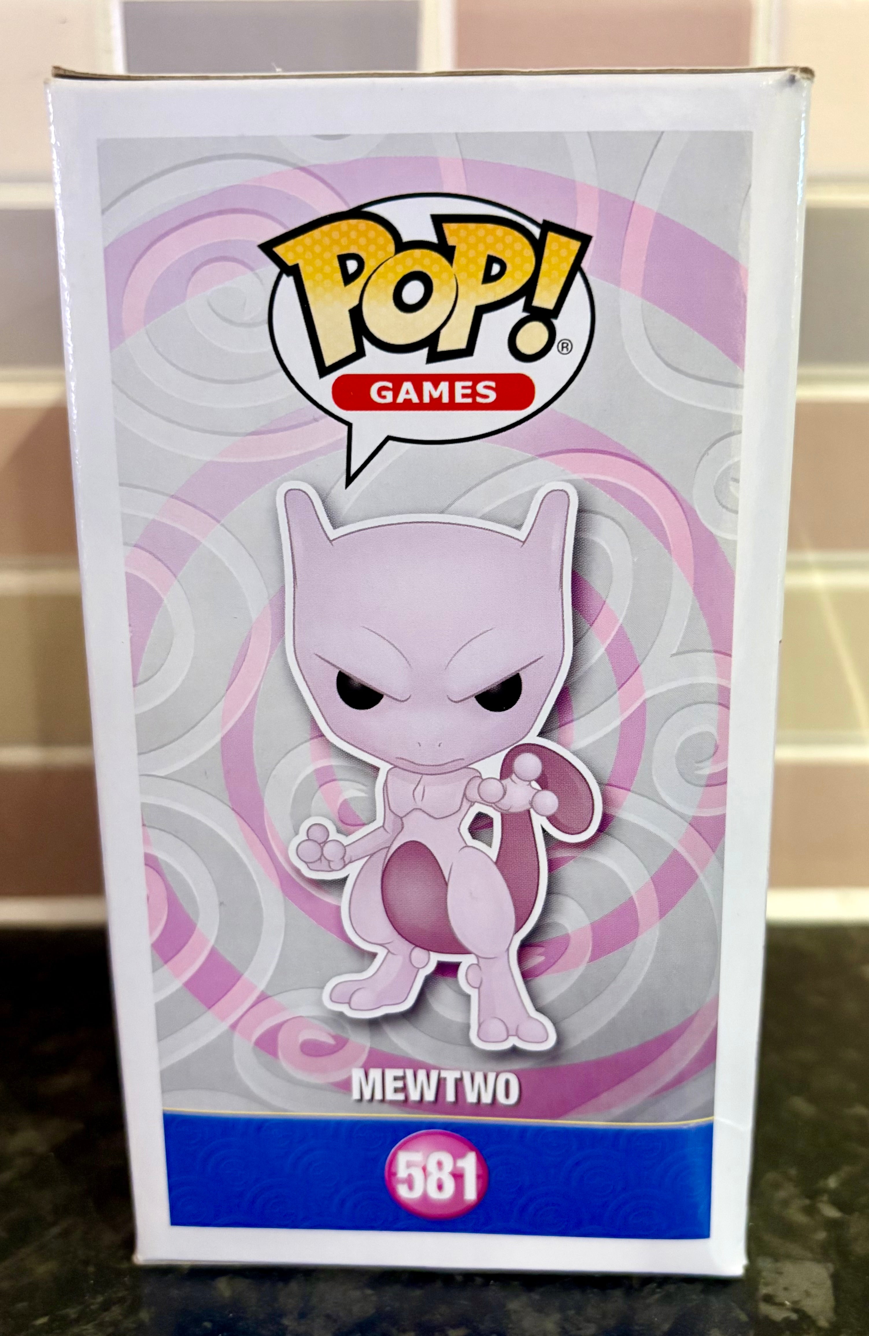 Funko Pop #581 Pokémon Mewtwo