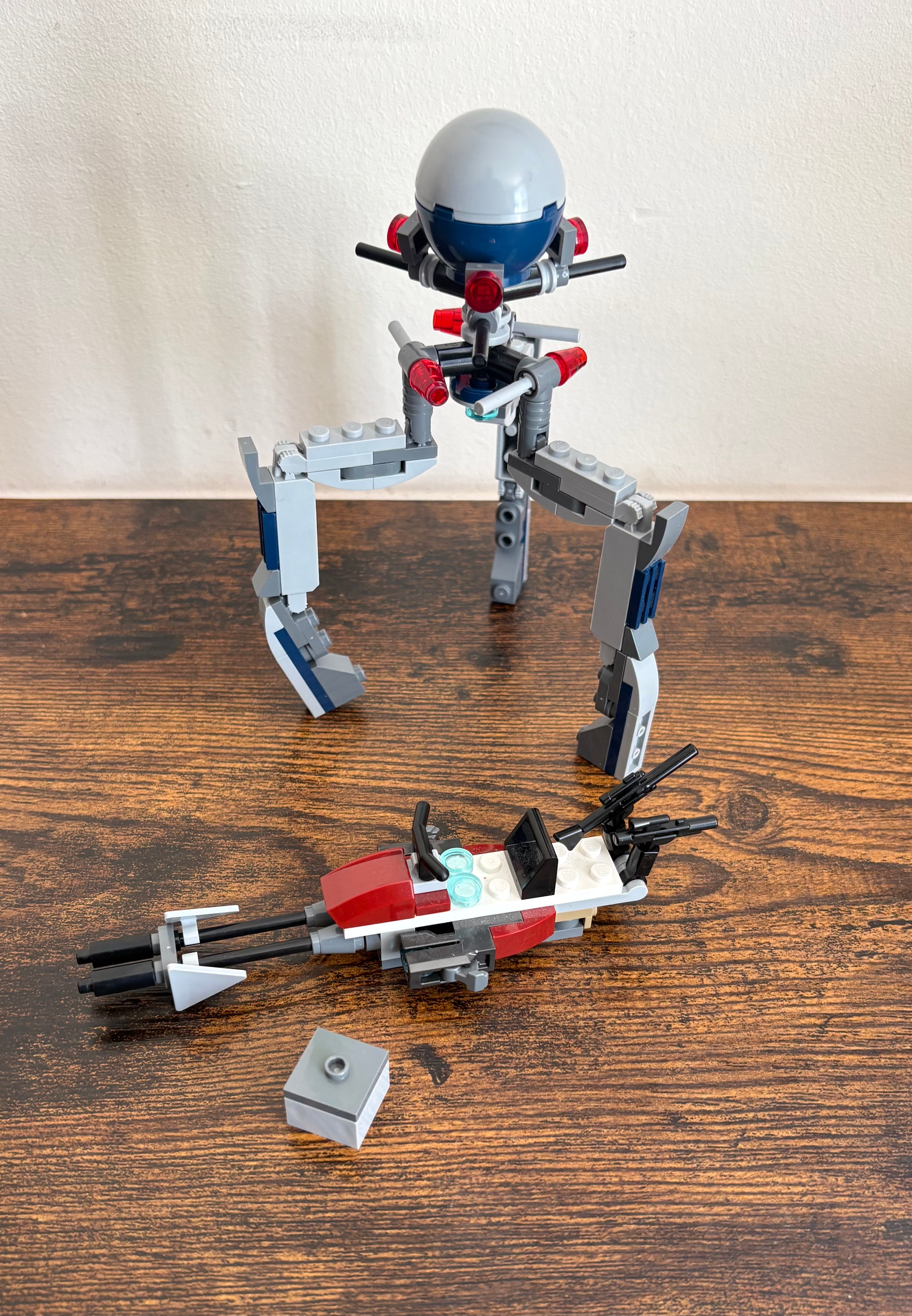 LEGO Star Wars 75372 Clone Trooper & Battle Droid Battle – Build Only