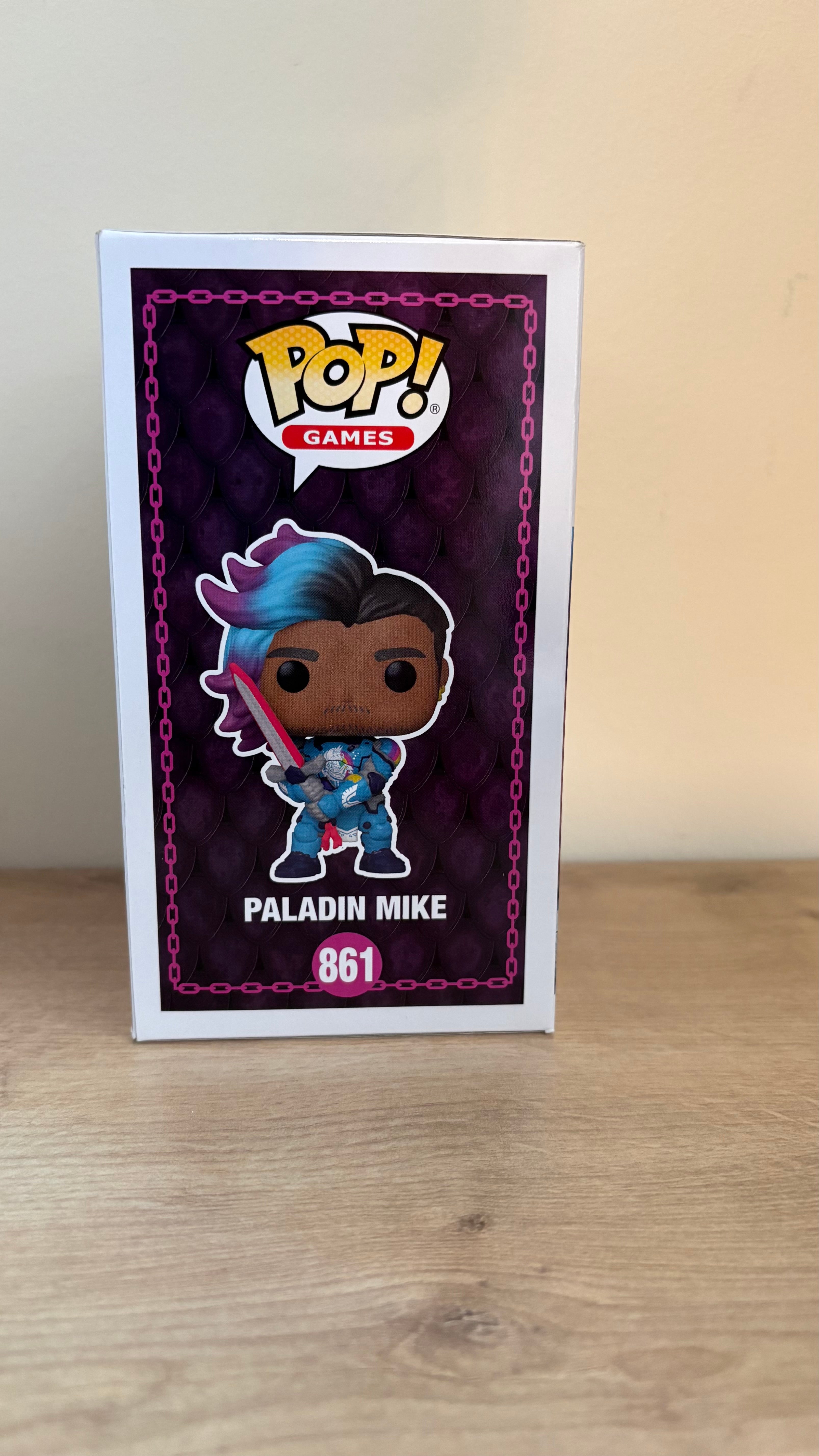 Funko Pop 861 - Paladin Mike