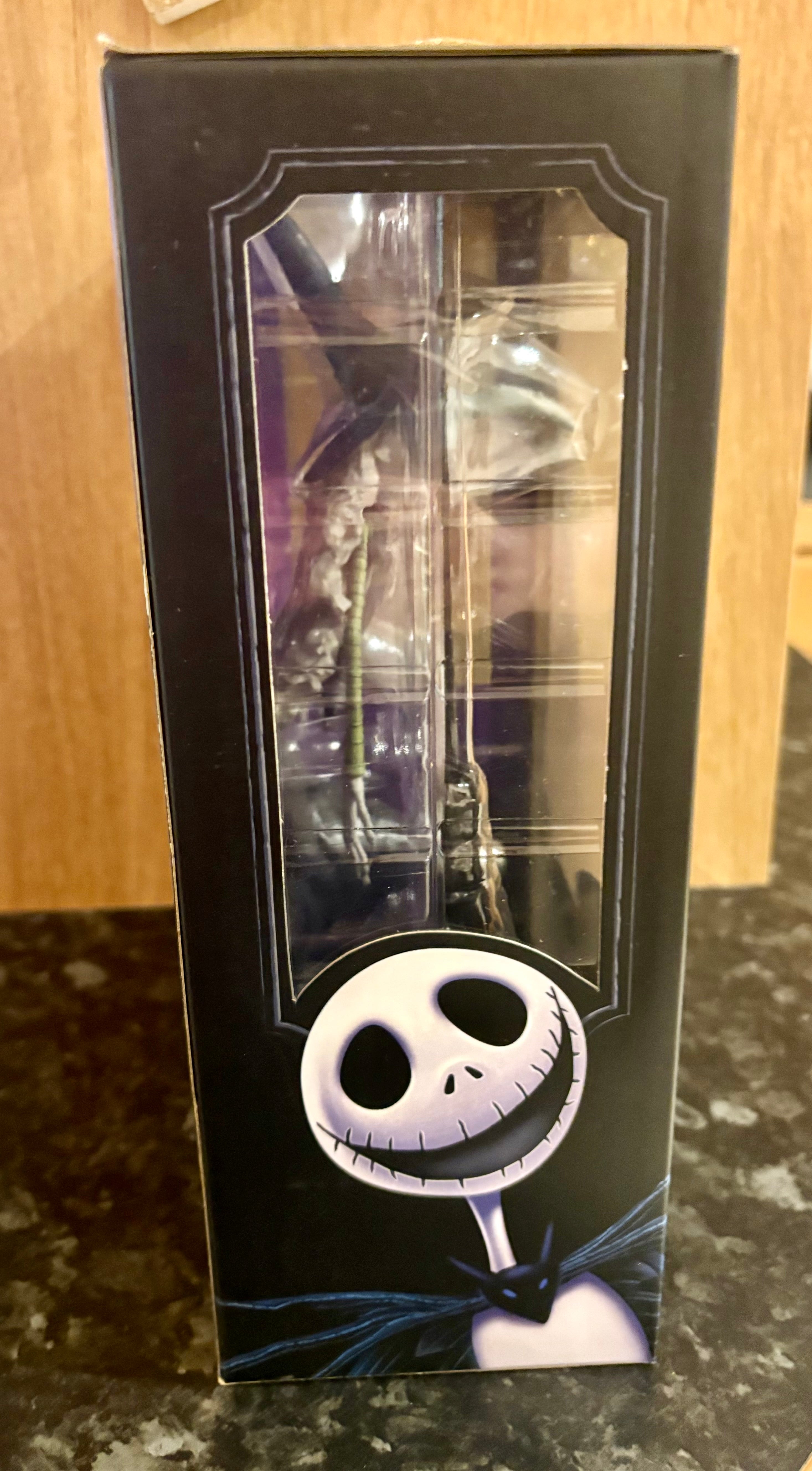Collectables - The Nightmare Before Christmas Helgamine the Witch action figure diamond toys