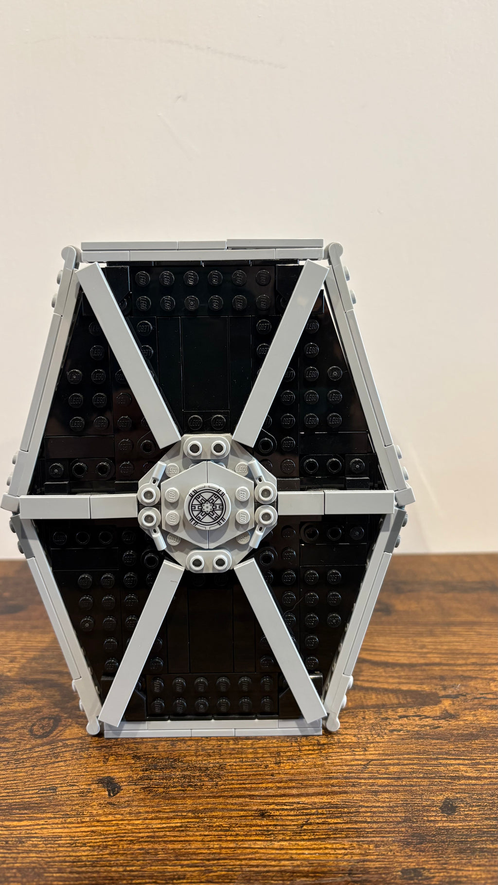 LEGO Imperial TIE Fighter 75300 - Star Wars