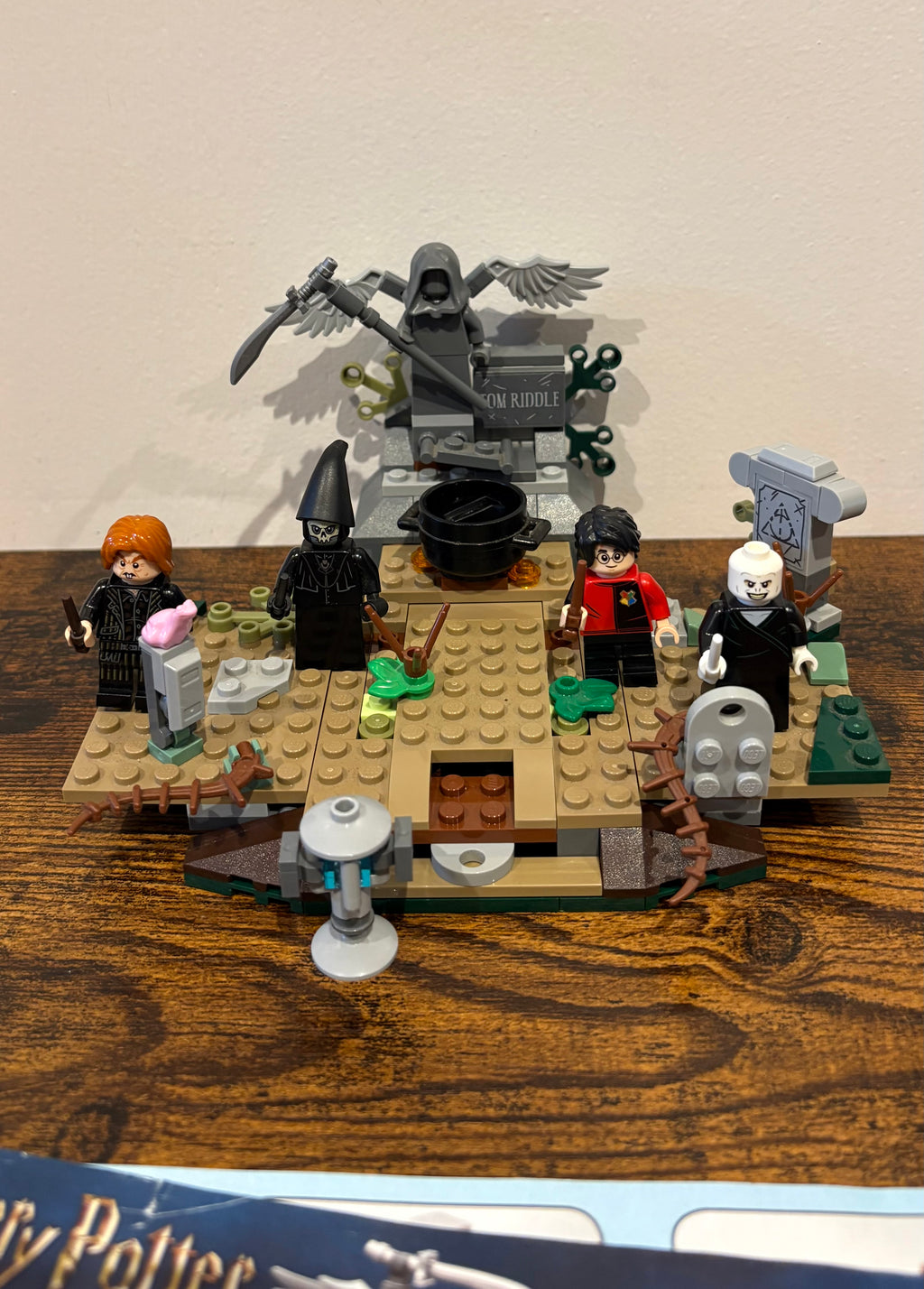 LEGO Harry Potter 75965 - The Rise of Voldemort.